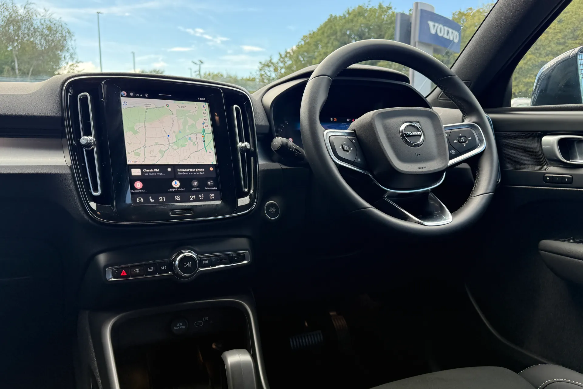 Volvo XC40 thumbnail image number 34