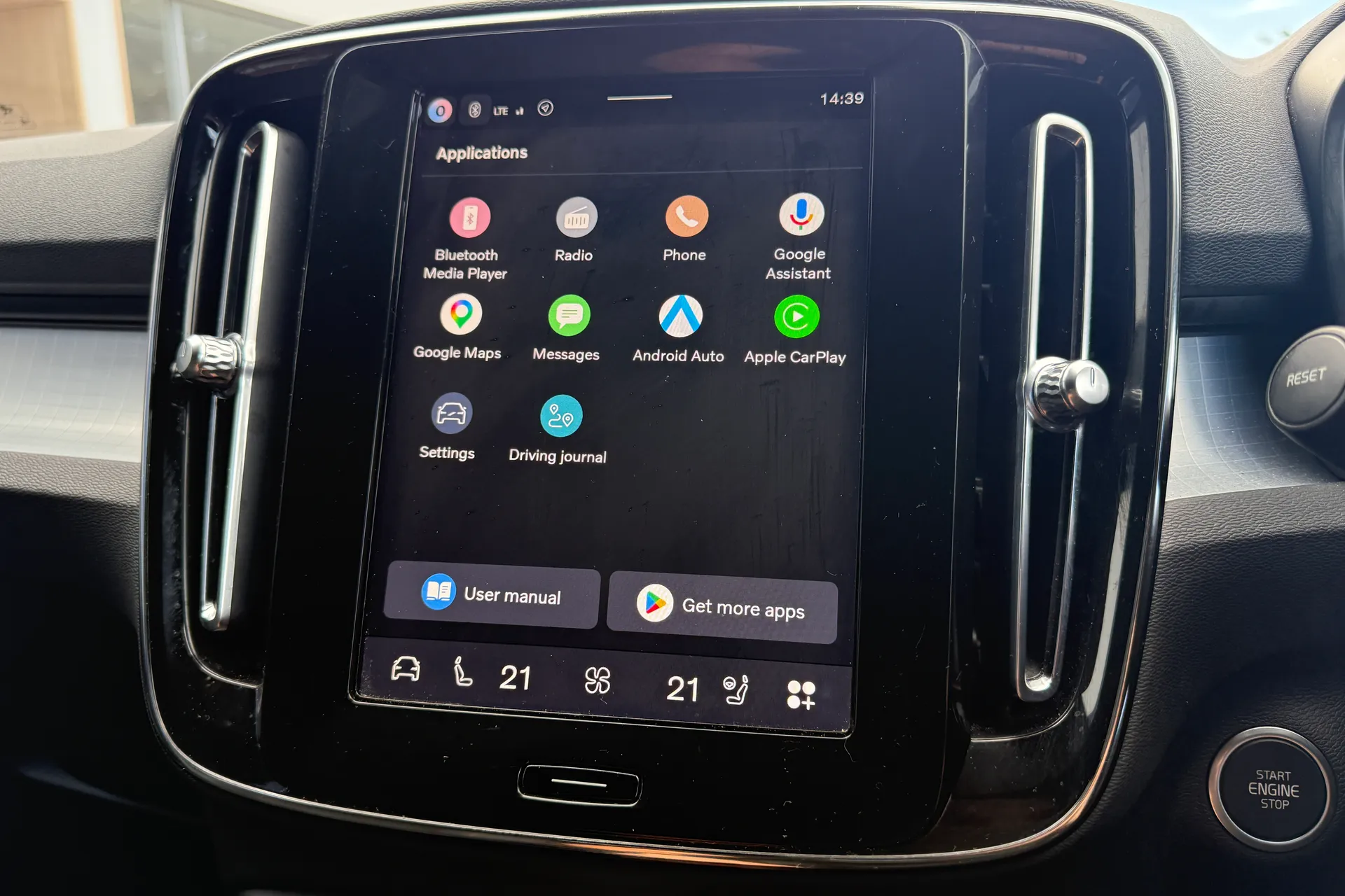 Volvo XC40 thumbnail image number 39