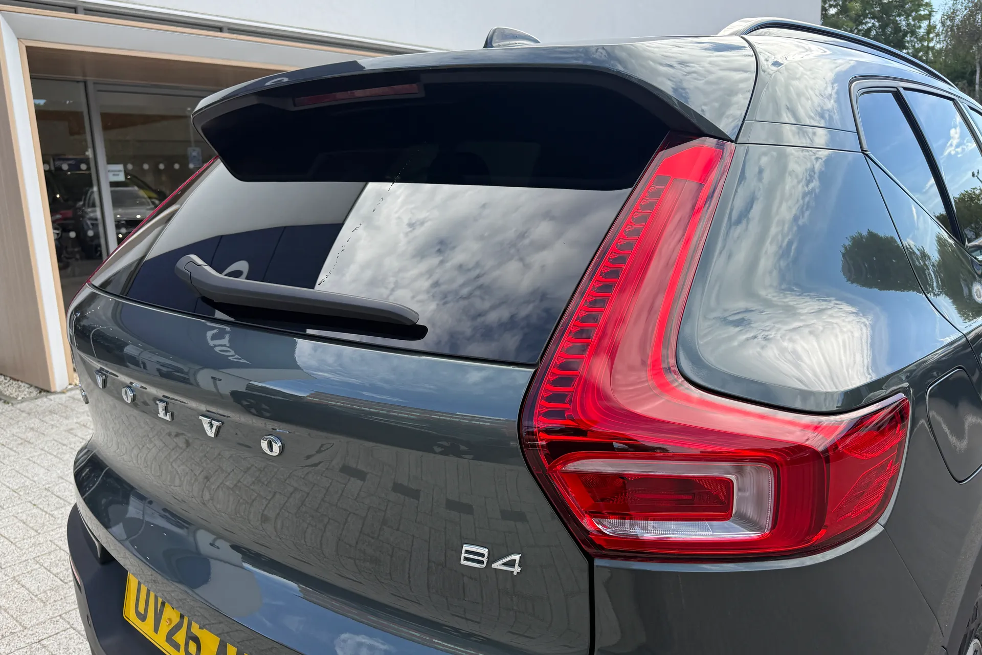 Volvo XC40 thumbnail image number 18