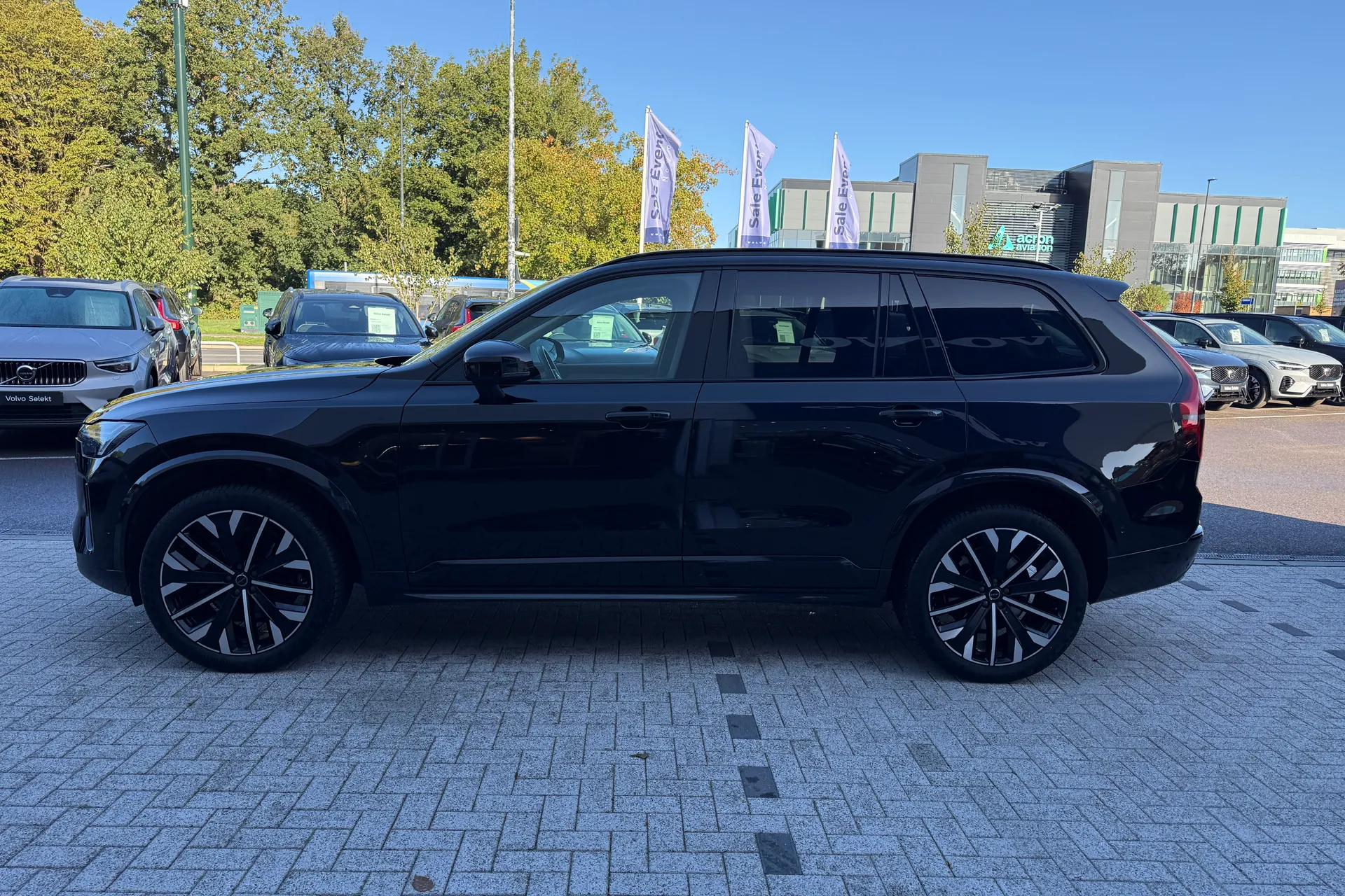Volvo XC90 thumbnail image number 14