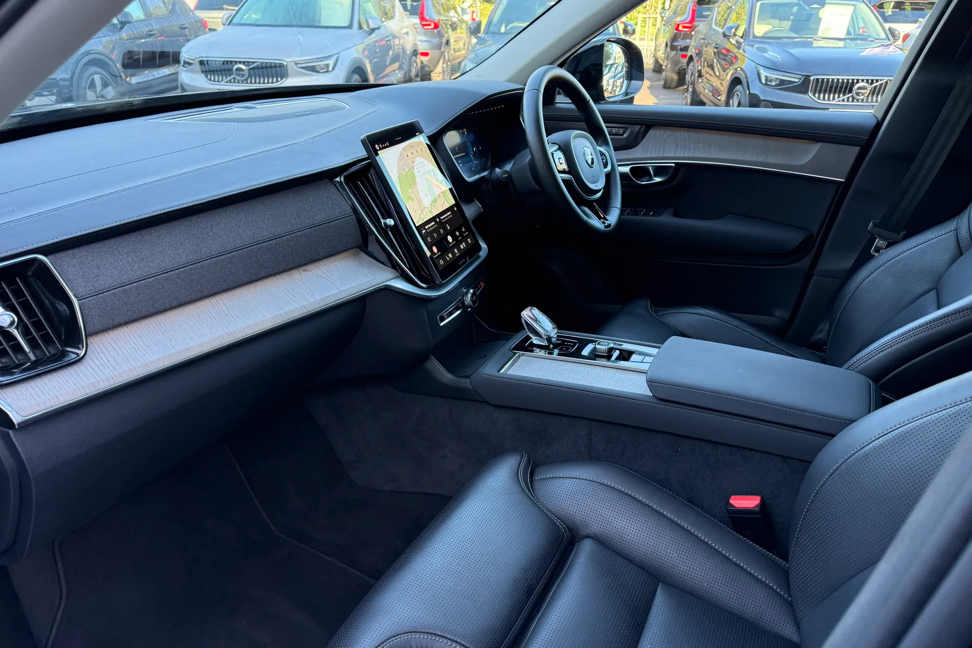 Volvo XC90 thumbnail image number 28