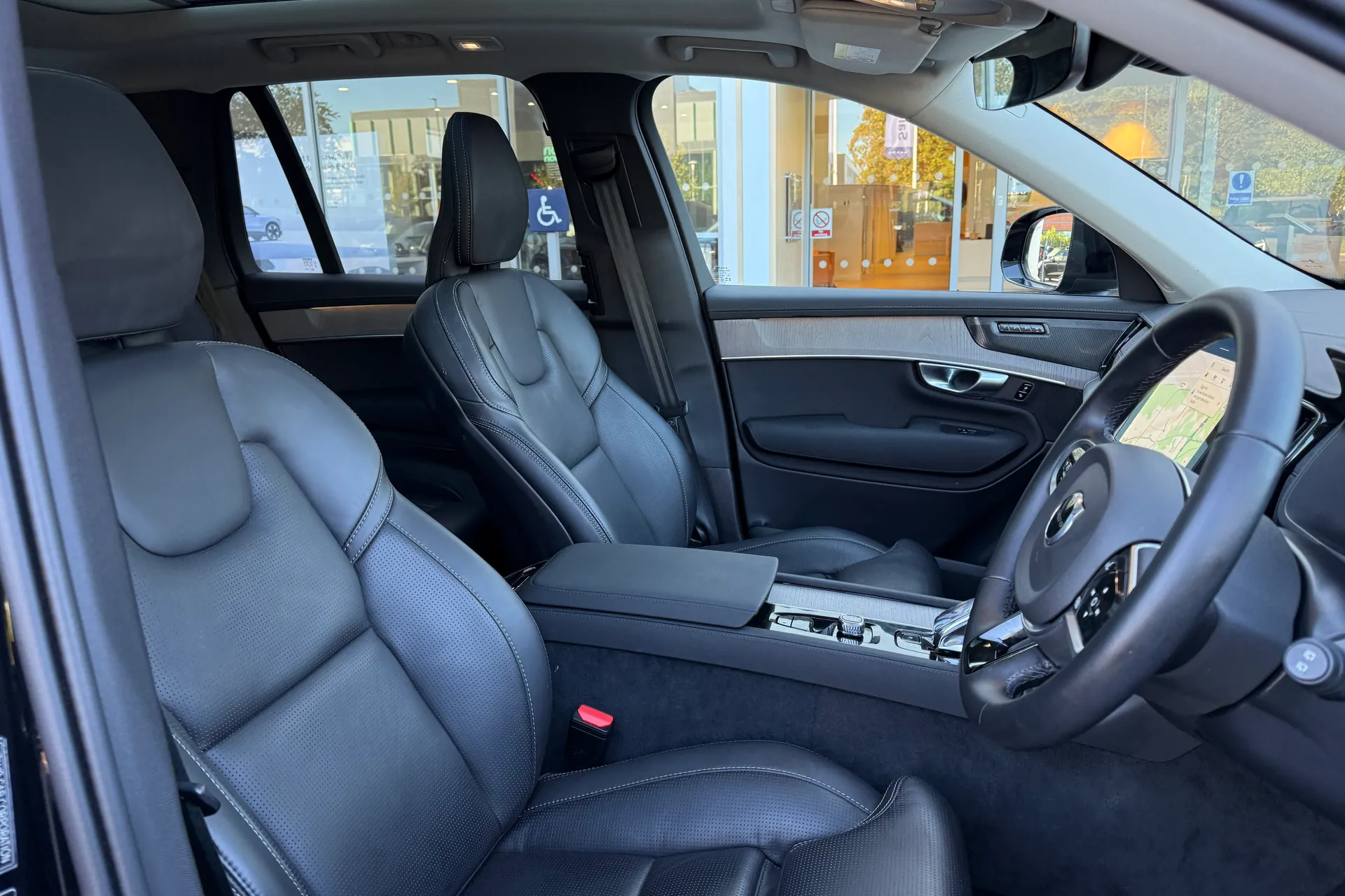 Volvo XC90 thumbnail image number 27