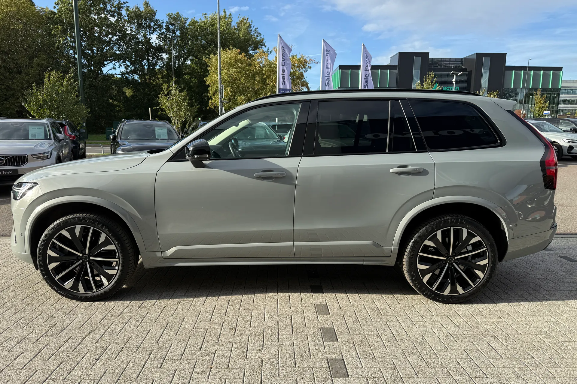 Volvo XC90 thumbnail image number 14