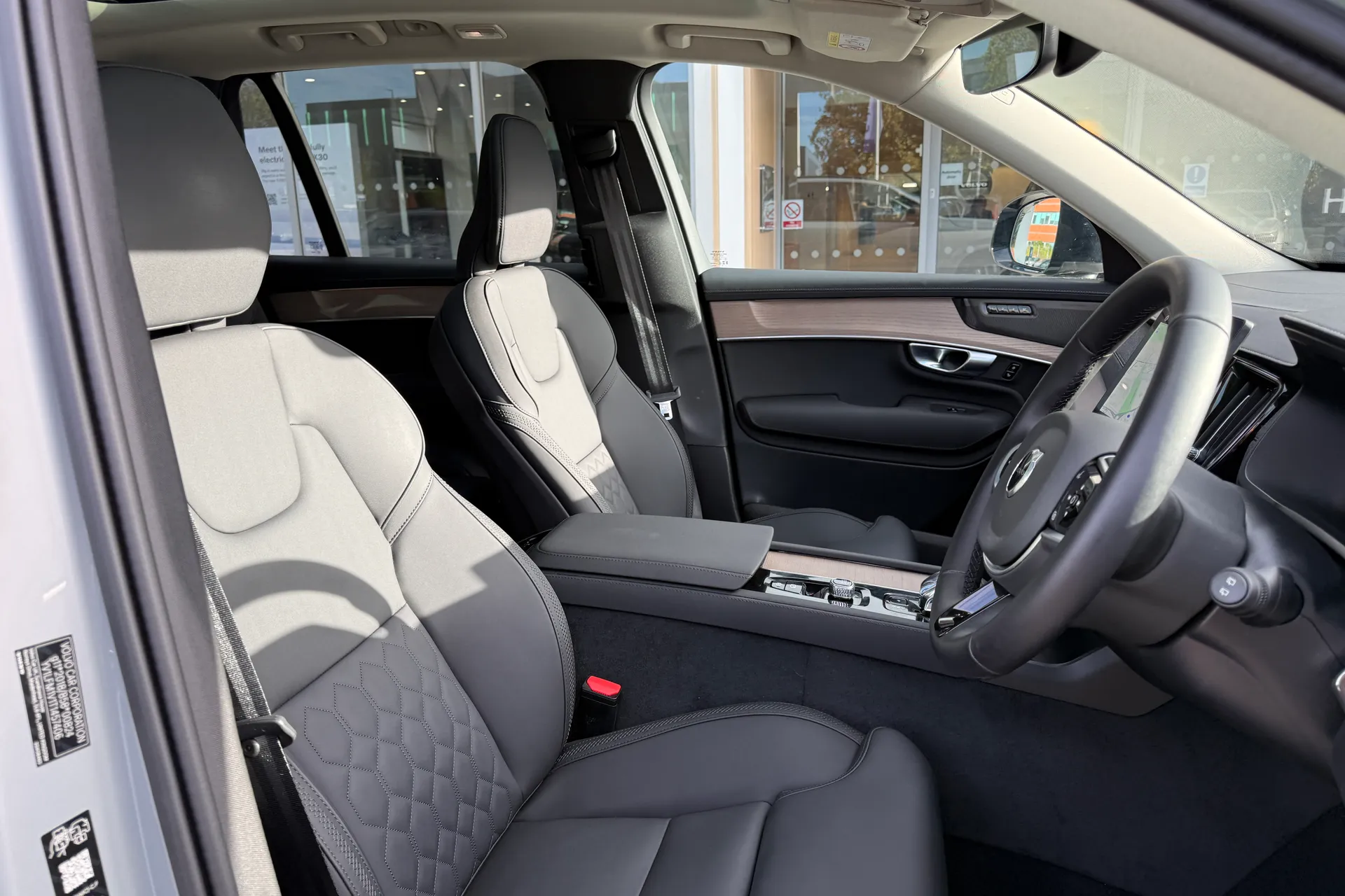 Volvo XC90 thumbnail image number 28