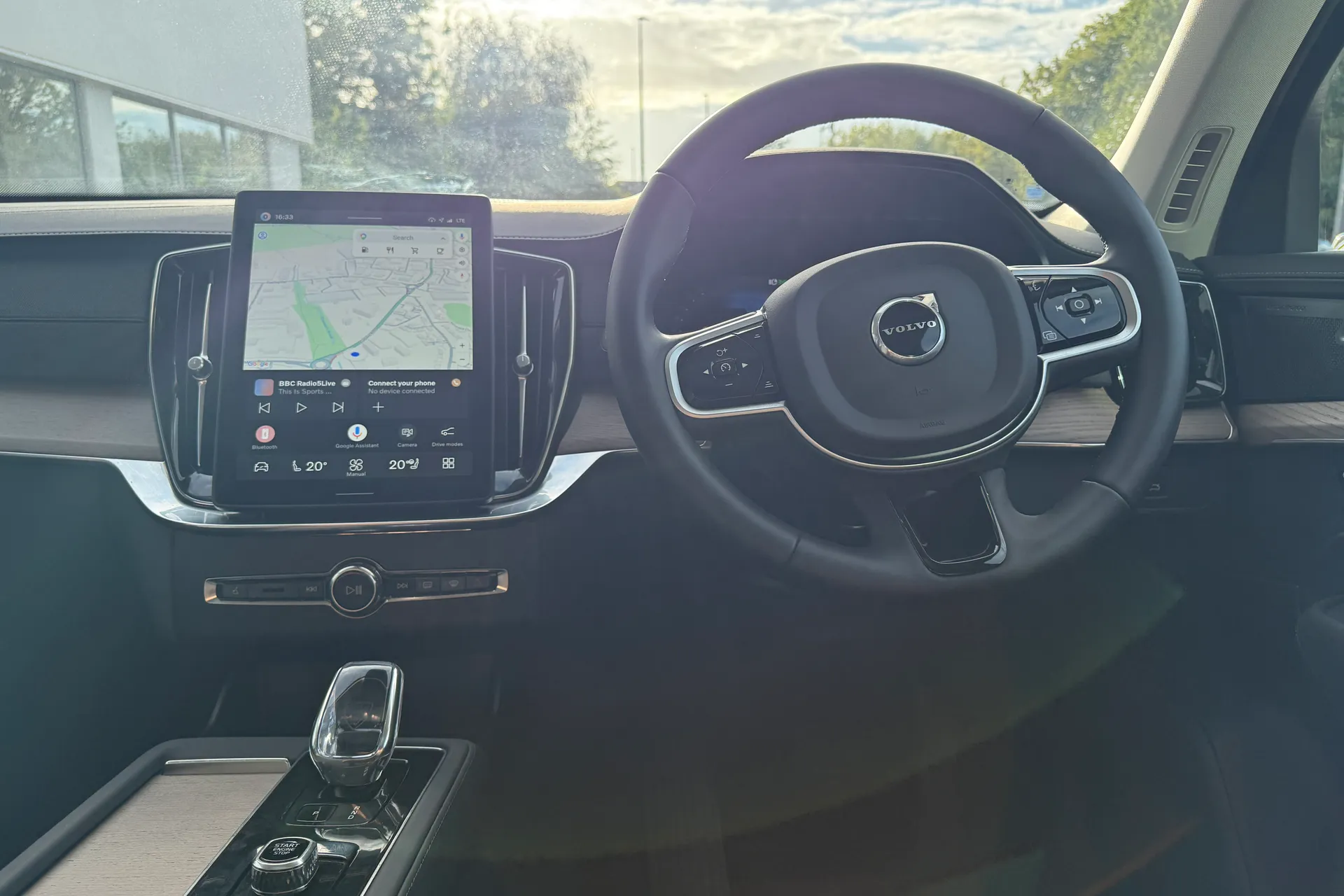 Volvo XC90 thumbnail image number 35