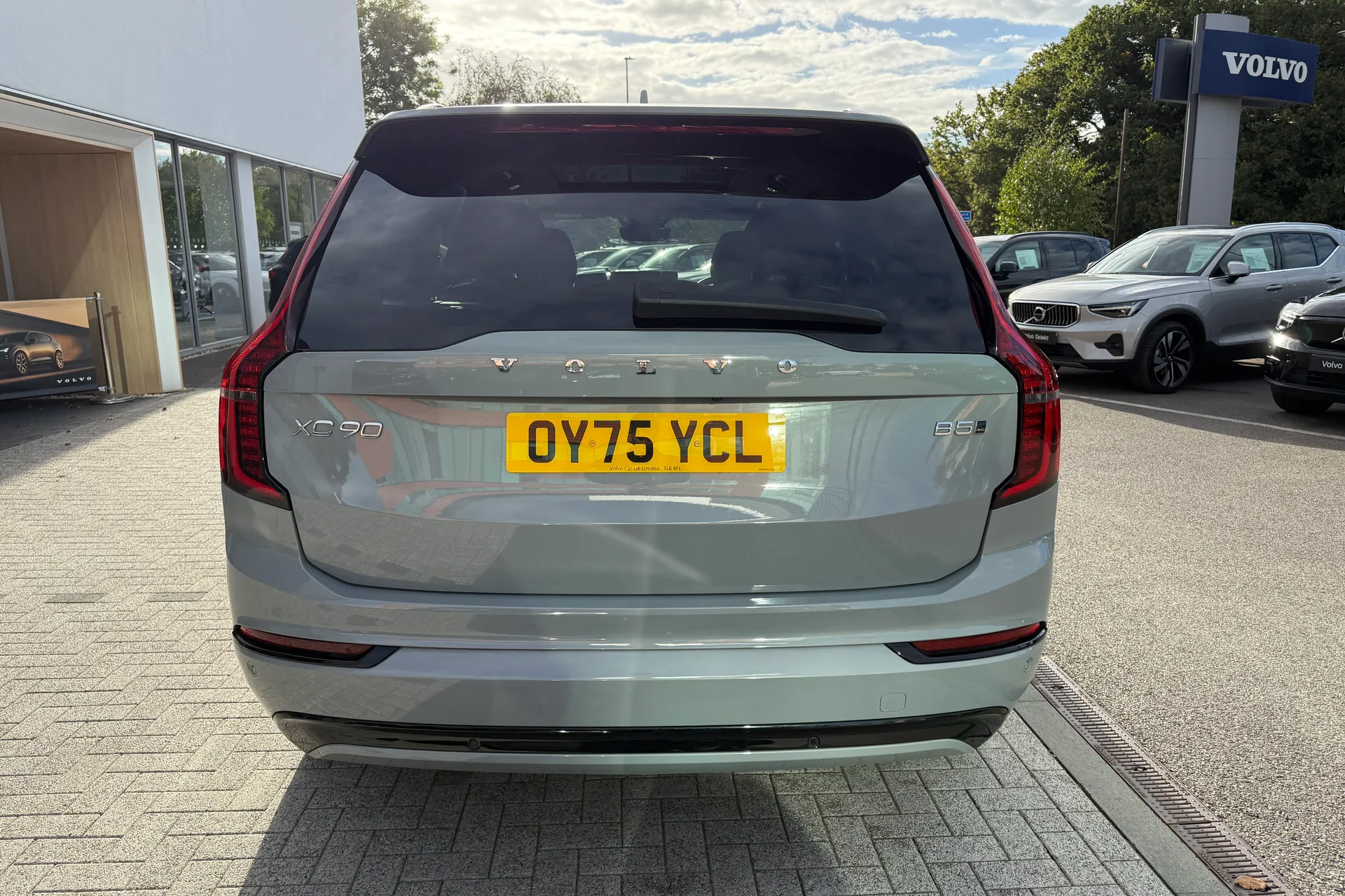 Volvo XC90 thumbnail image number 12
