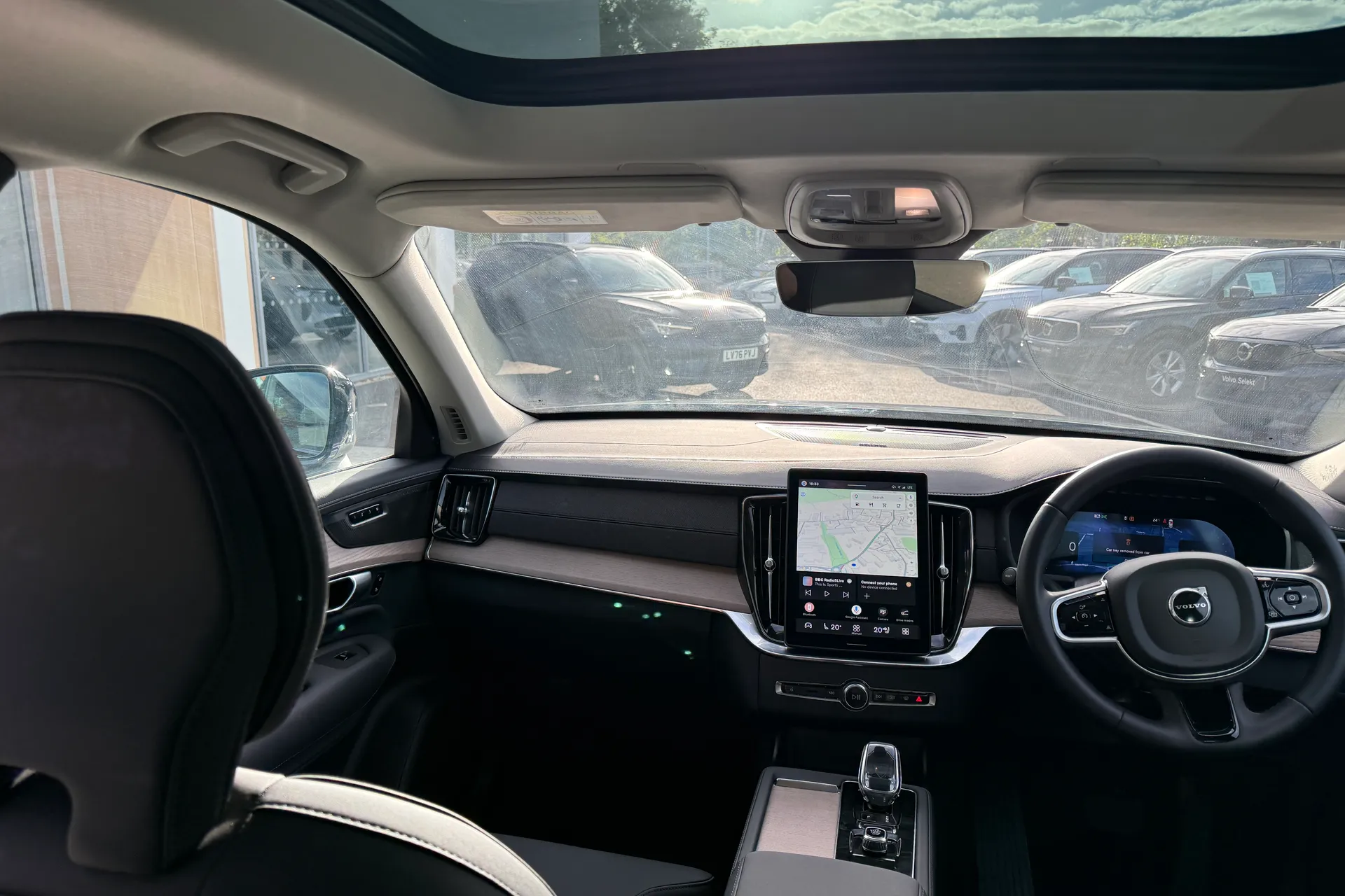 Volvo XC90 thumbnail image number 33