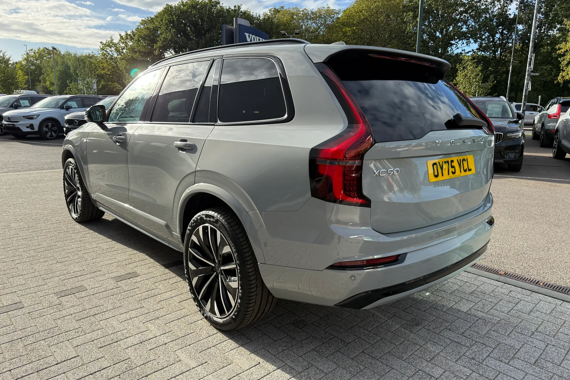 Volvo XC90 thumbnail image number 13