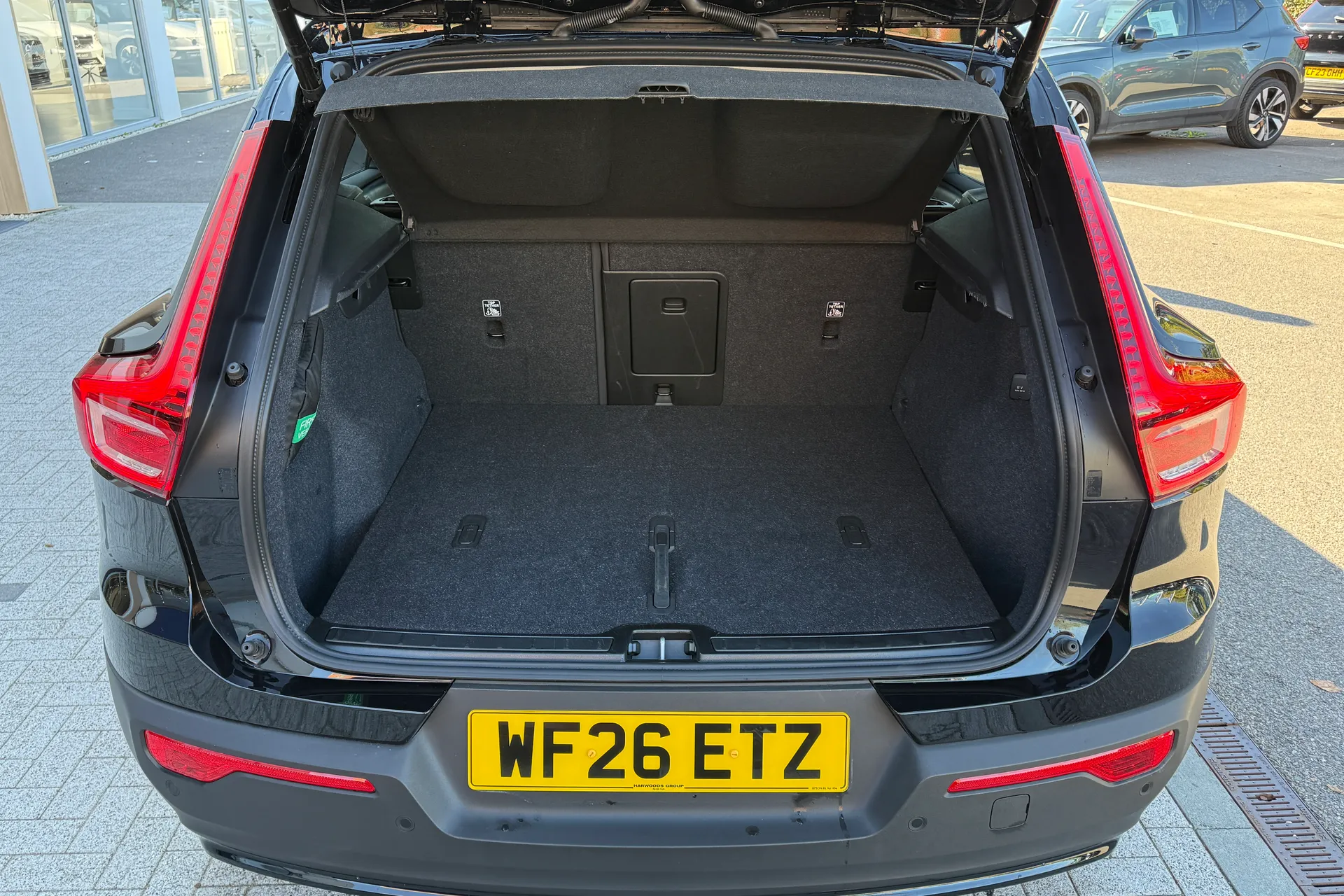 Volvo XC40 thumbnail image number 20