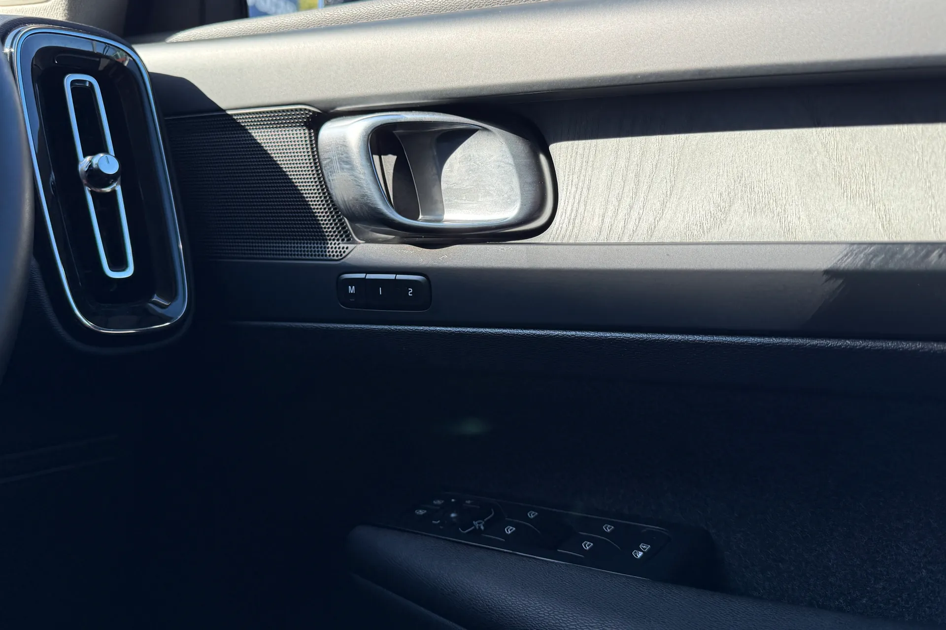 Volvo XC40 thumbnail image number 41