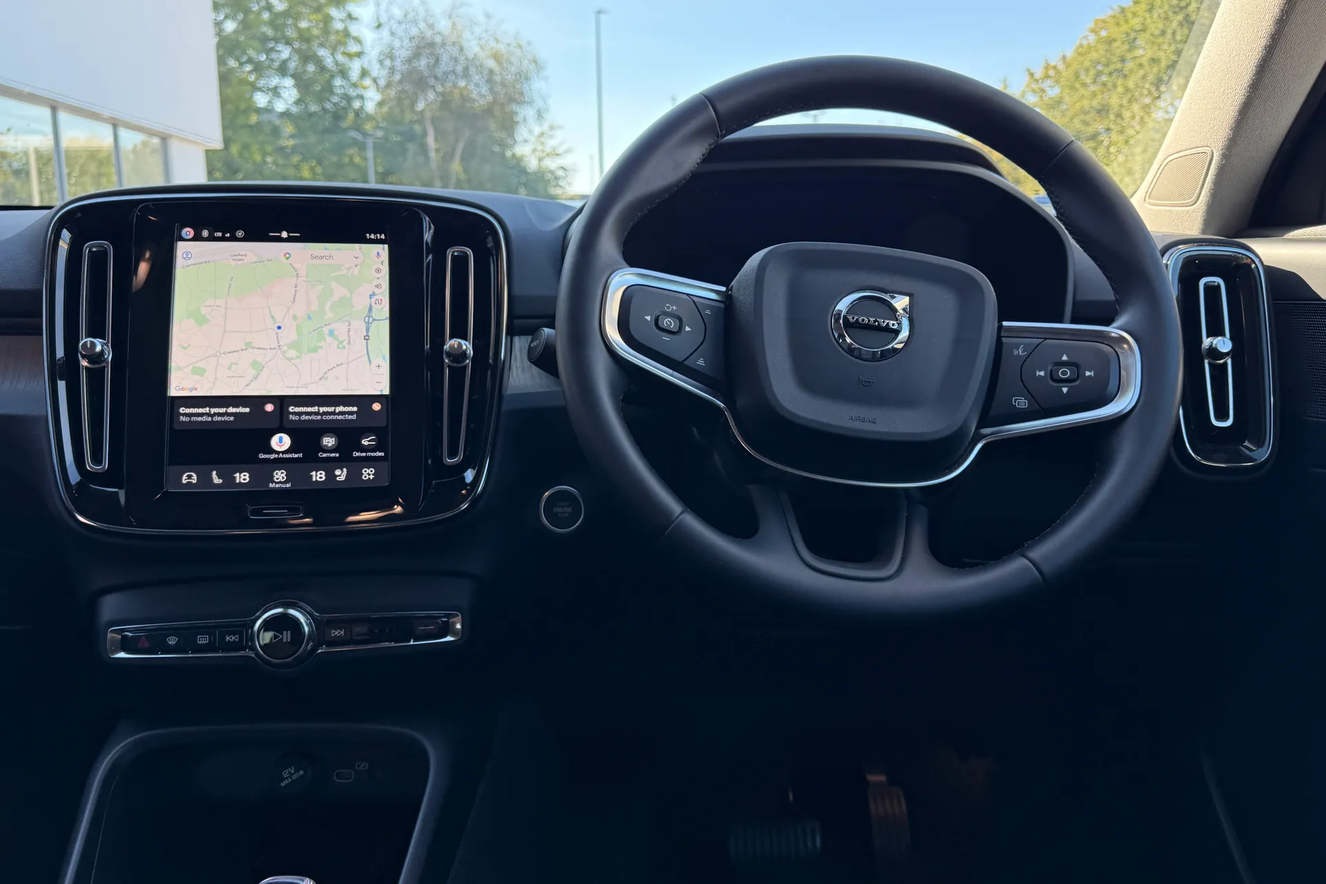 Volvo XC40 thumbnail image number 34