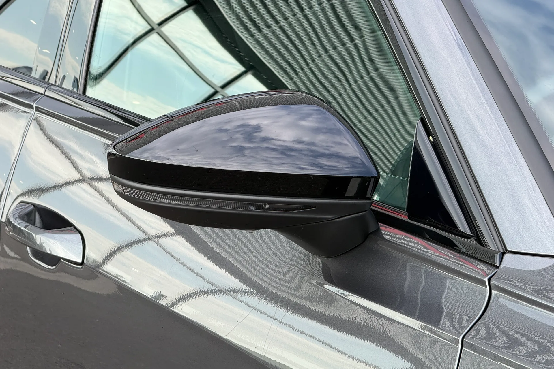 Audi A6 thumbnail image number 11