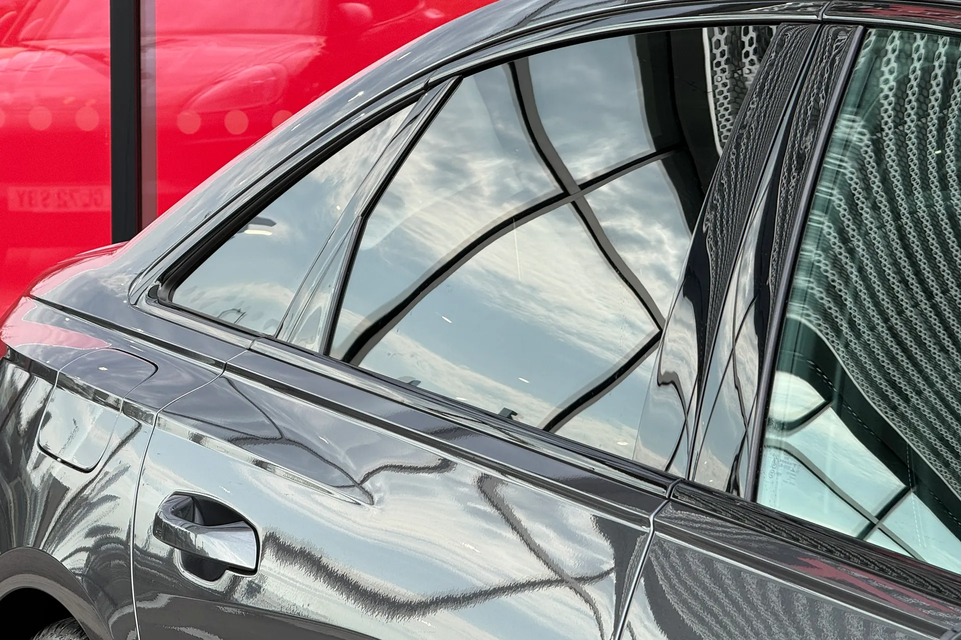 Audi A6 thumbnail image number 16