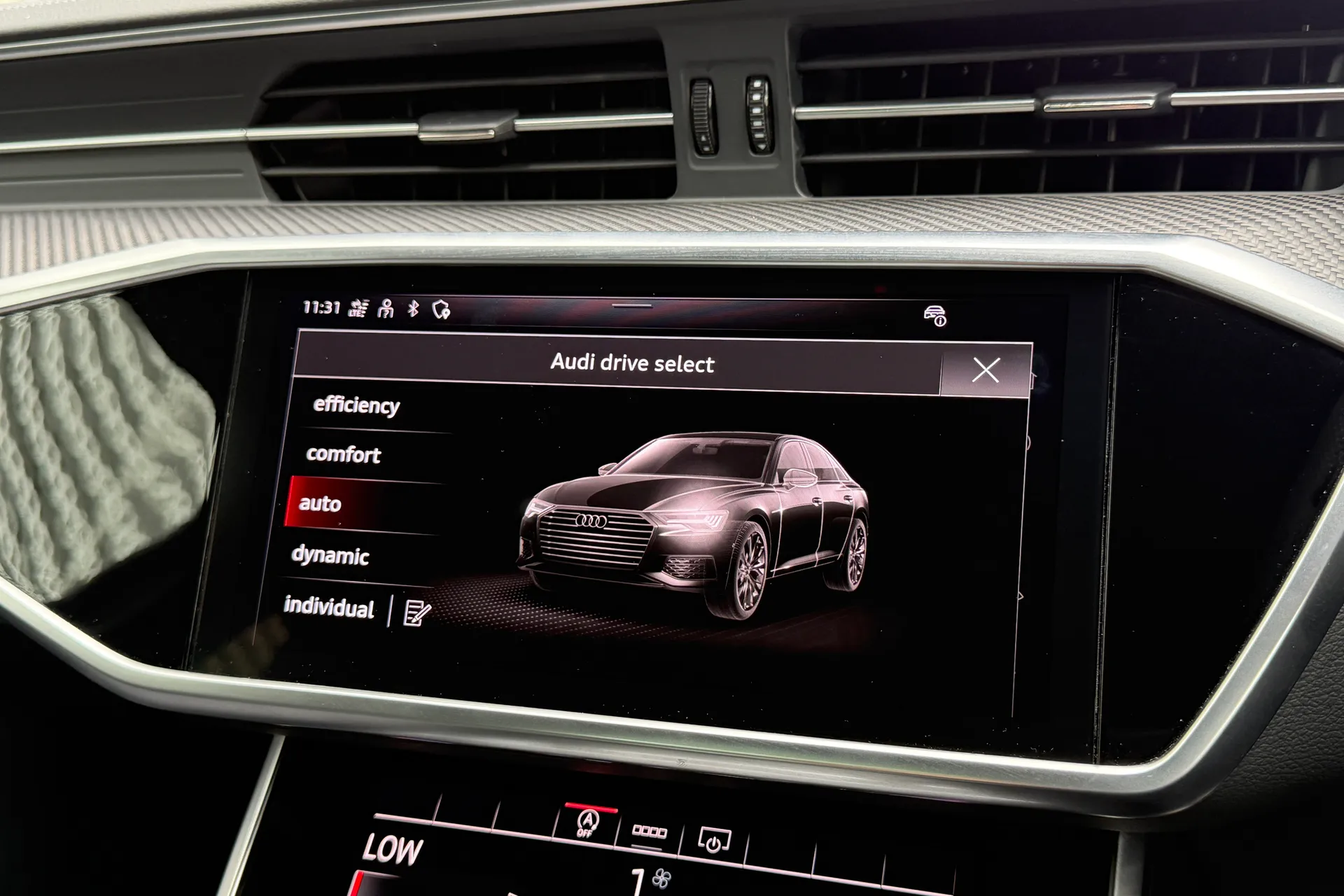 Audi A6 thumbnail image number 17