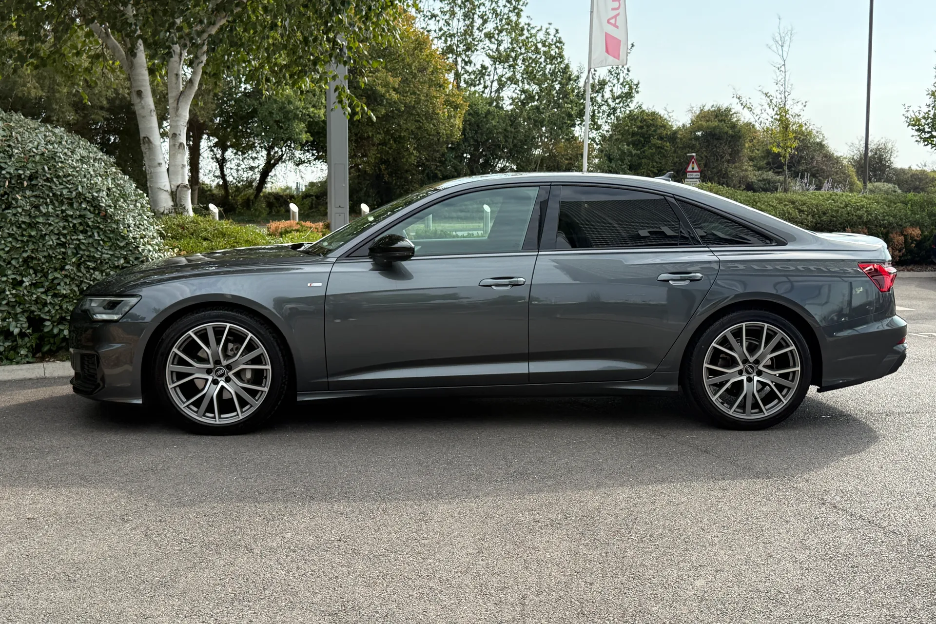 Audi A6 thumbnail image number 24