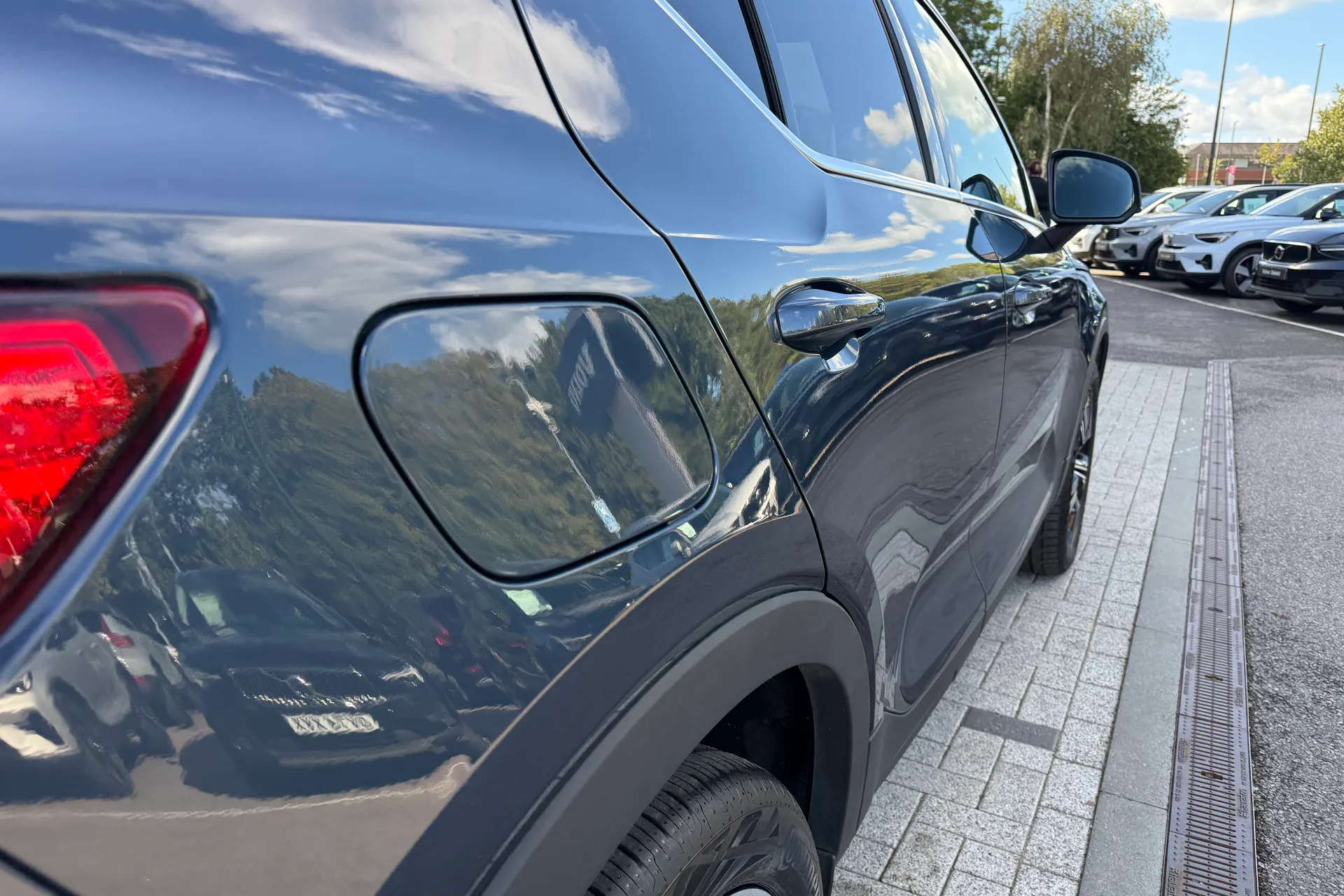 Volvo XC40 thumbnail image number 15