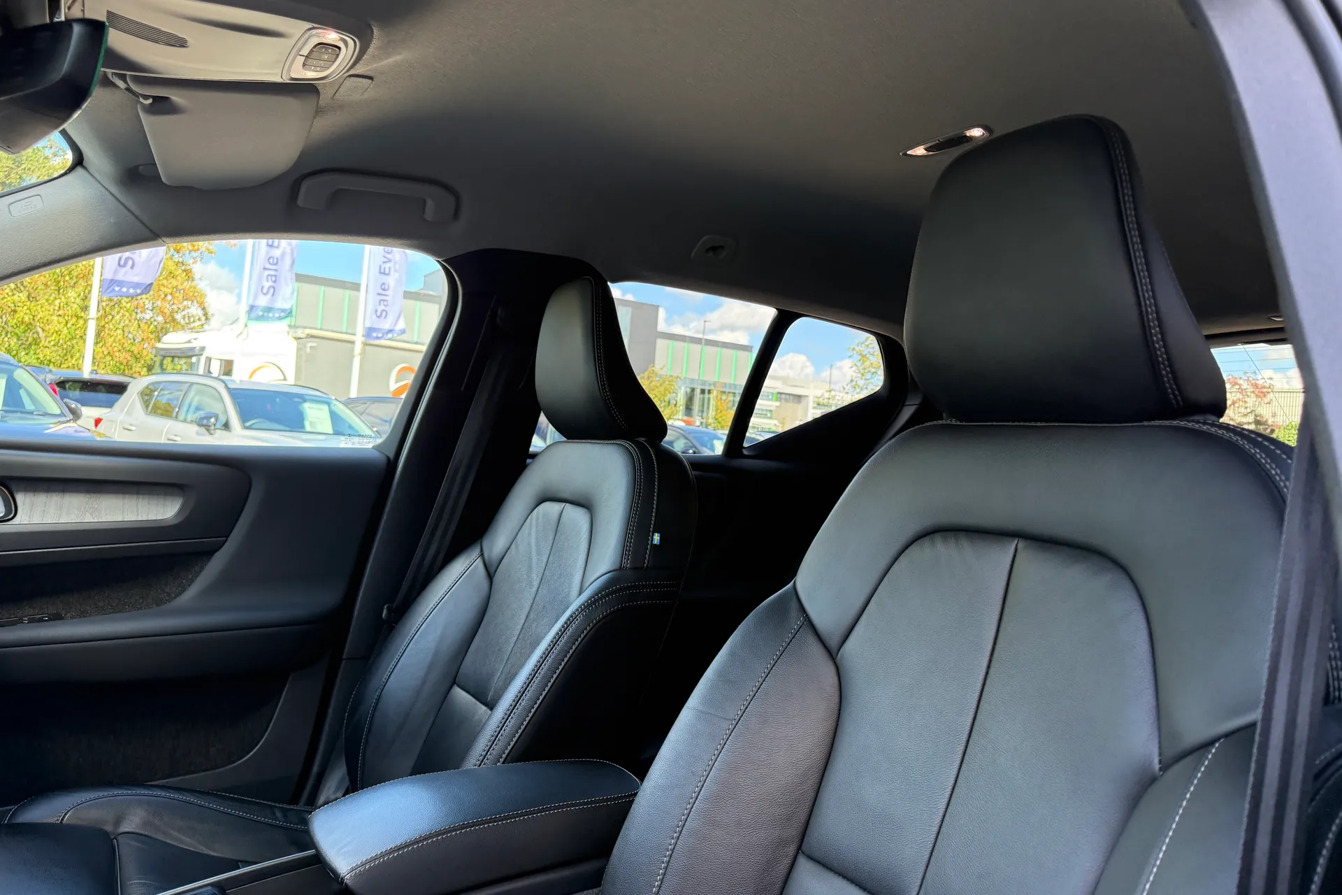 Volvo XC40 thumbnail image number 28