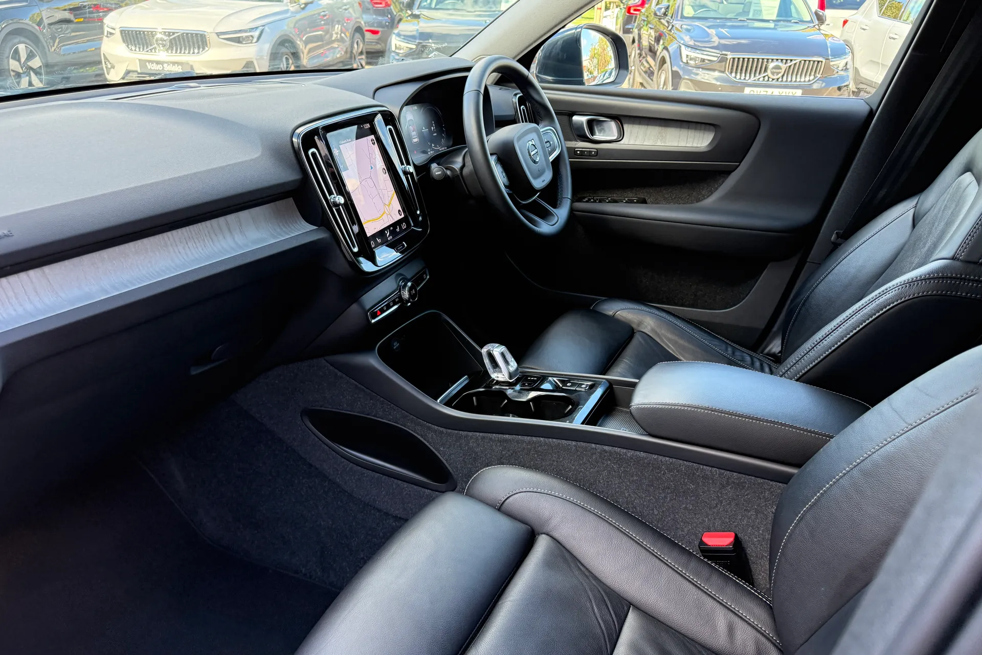 Volvo XC40 thumbnail image number 27