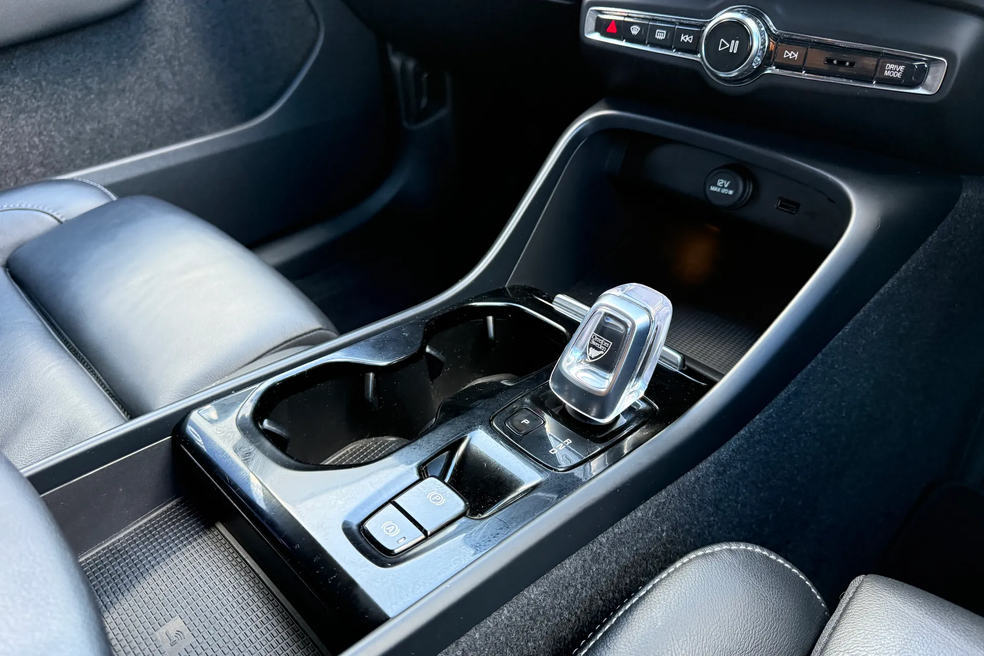 Volvo XC40 thumbnail image number 42