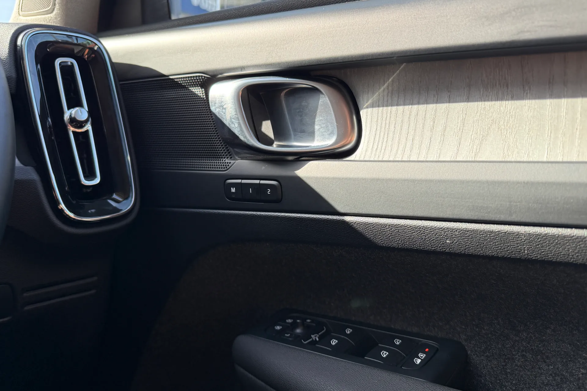 Volvo XC40 thumbnail image number 41