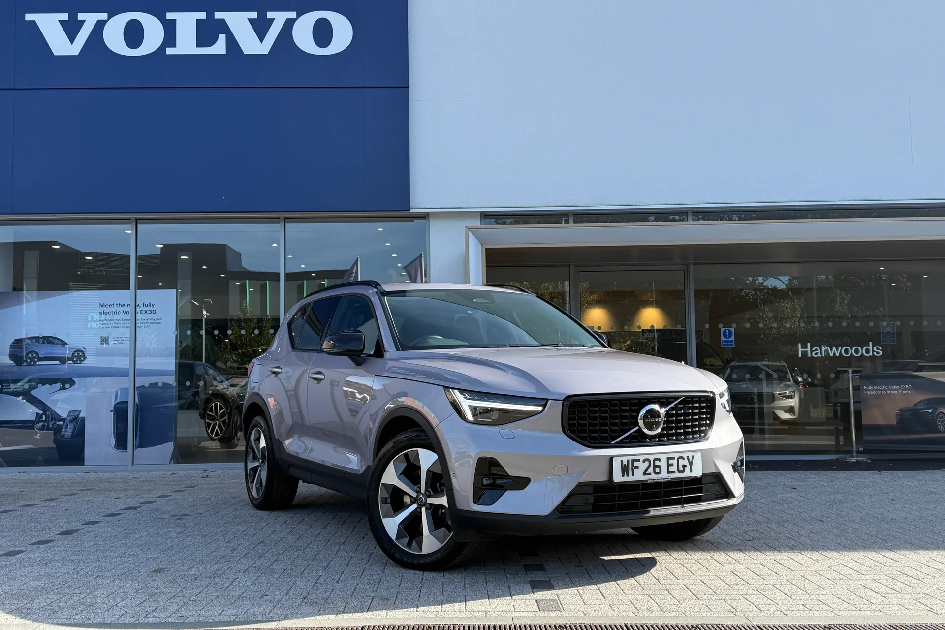 Volvo XC40 focused image