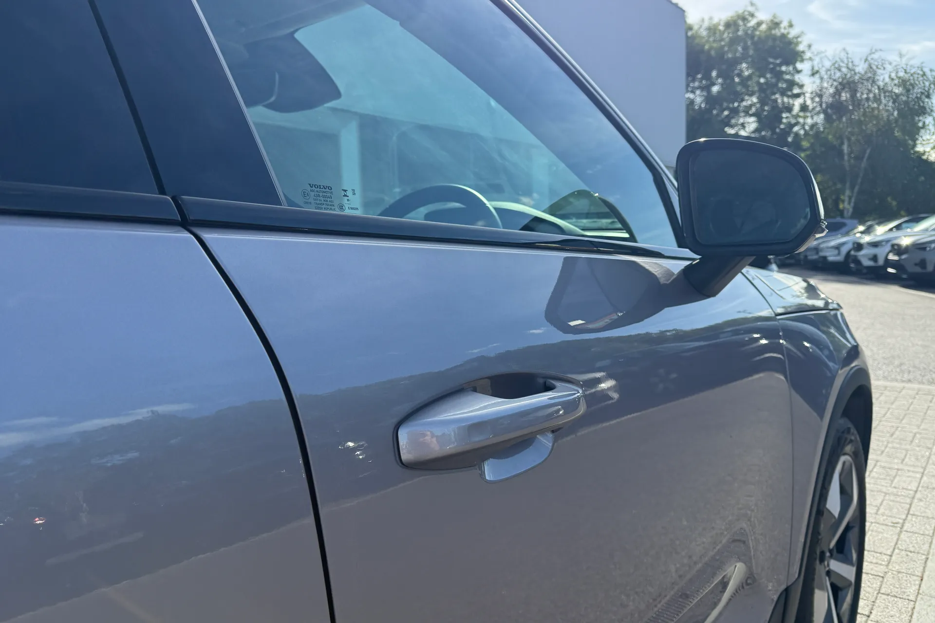 Volvo XC40 thumbnail image number 15