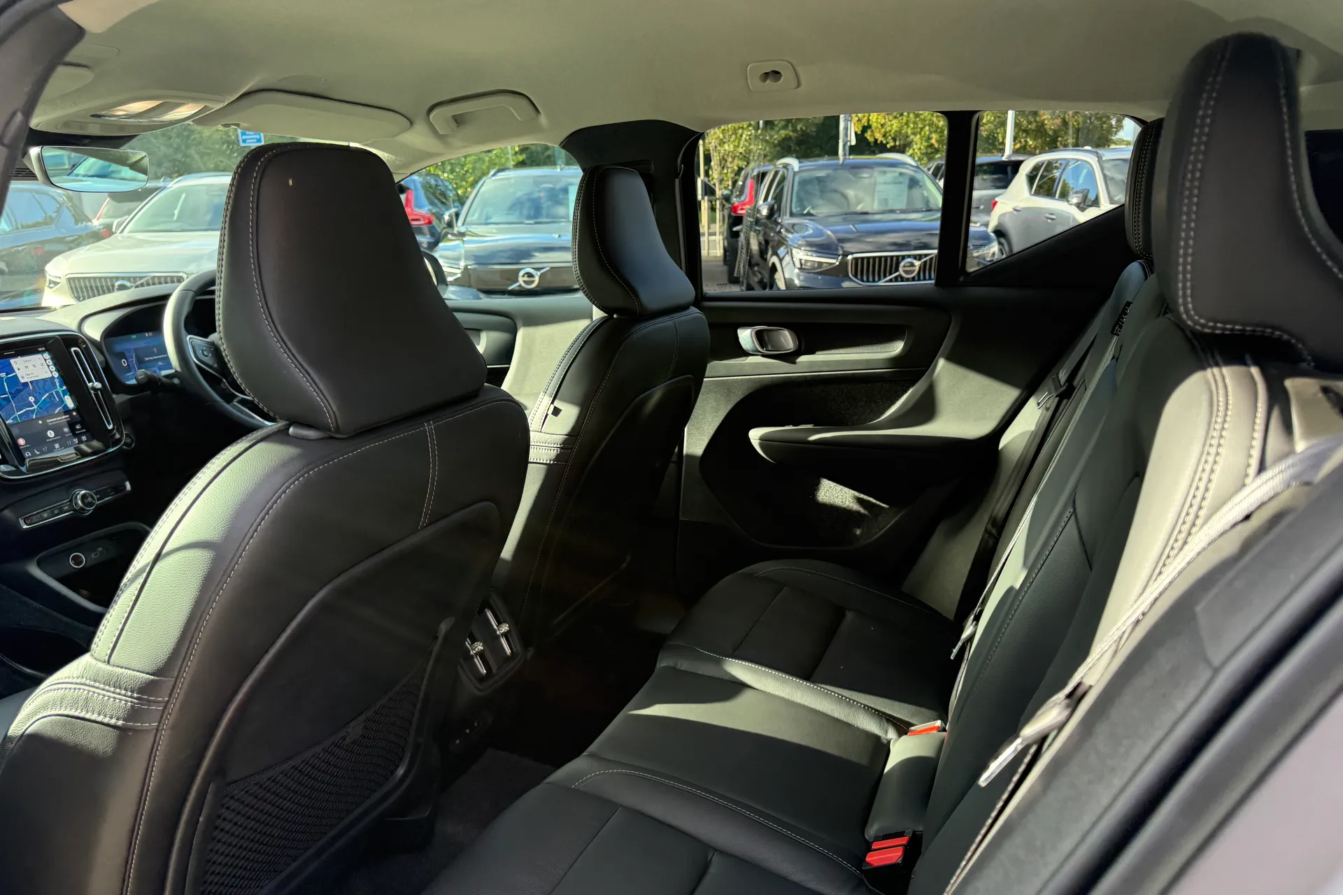 Volvo XC40 thumbnail image number 29