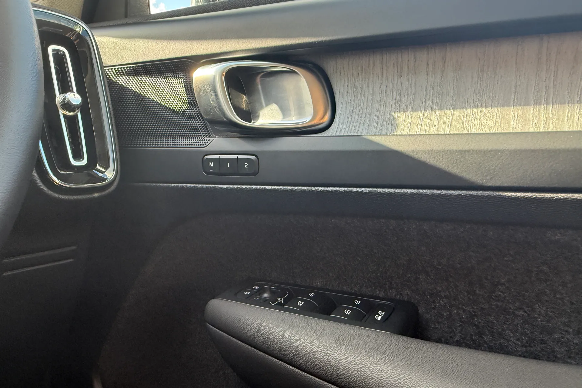 Volvo XC40 thumbnail image number 41