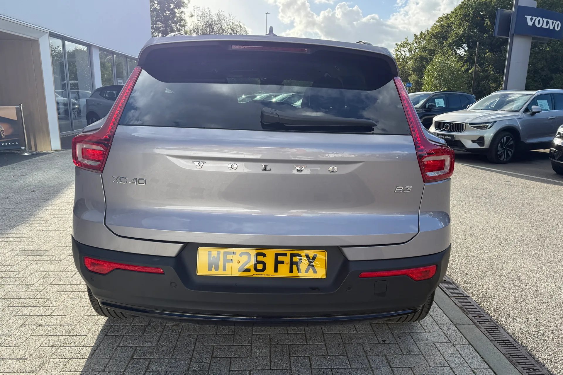 Volvo XC40 thumbnail image number 9