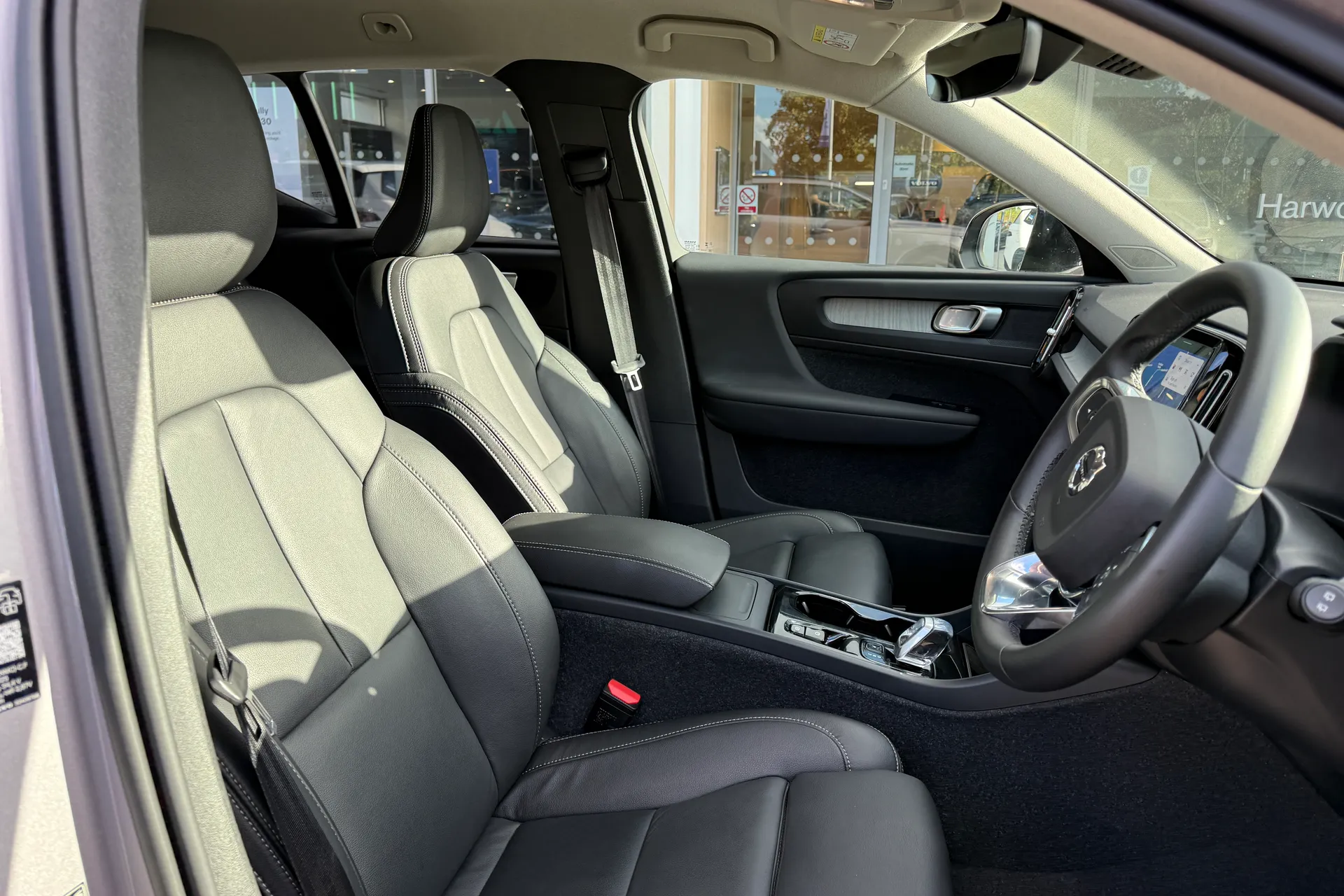 Volvo XC40 thumbnail image number 26
