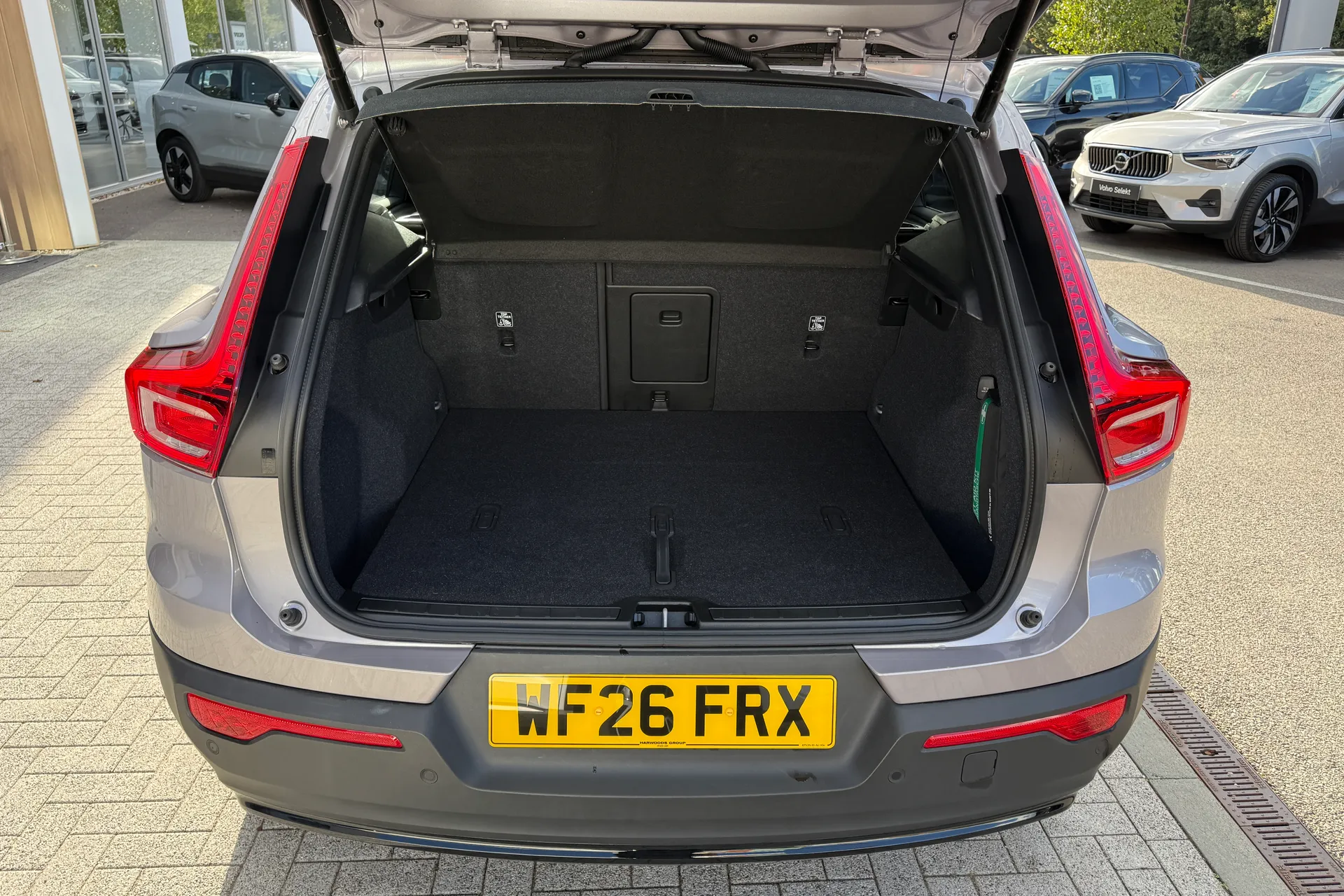 Volvo XC40 thumbnail image number 20