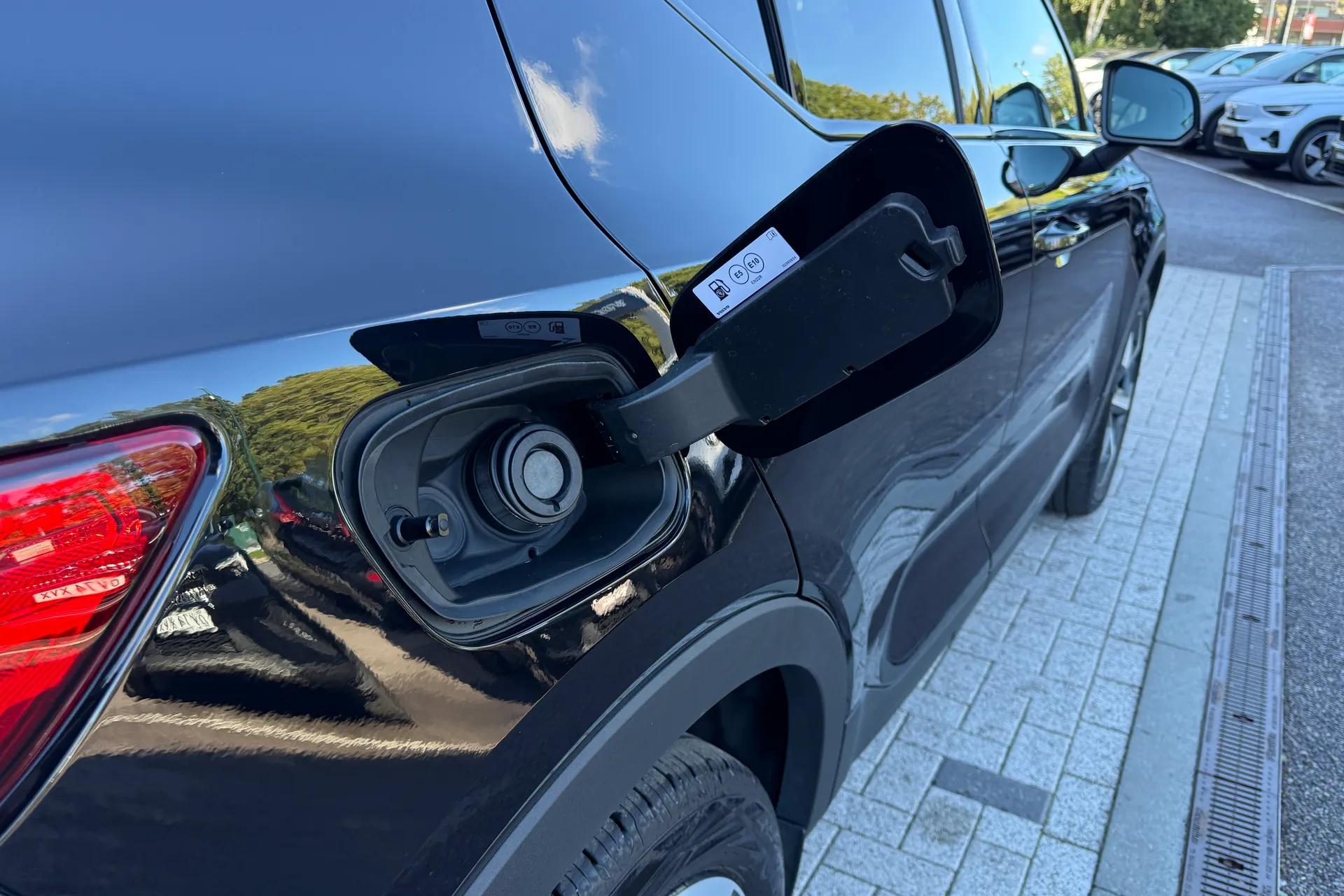 Volvo XC40 thumbnail image number 16