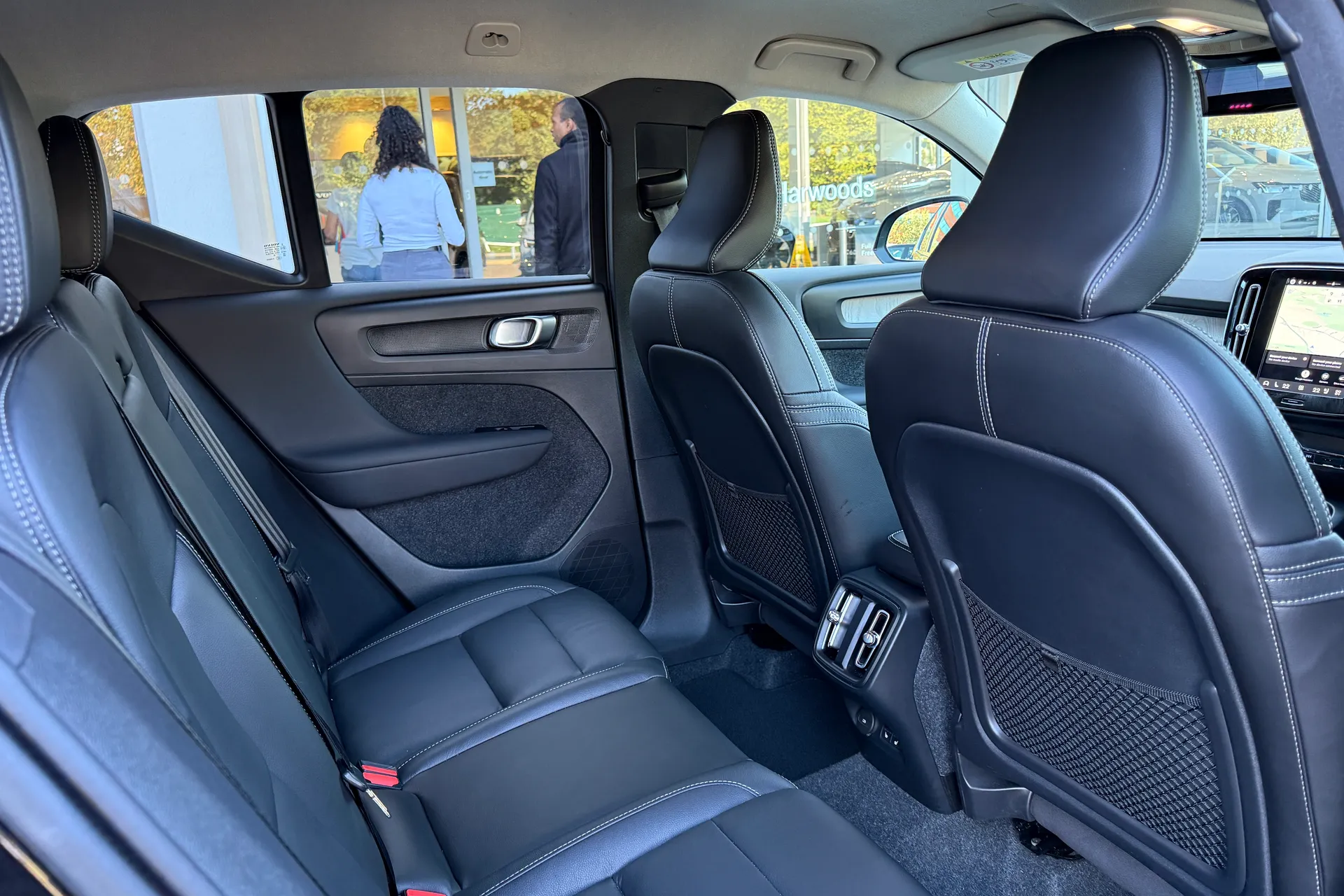 Volvo XC40 thumbnail image number 24