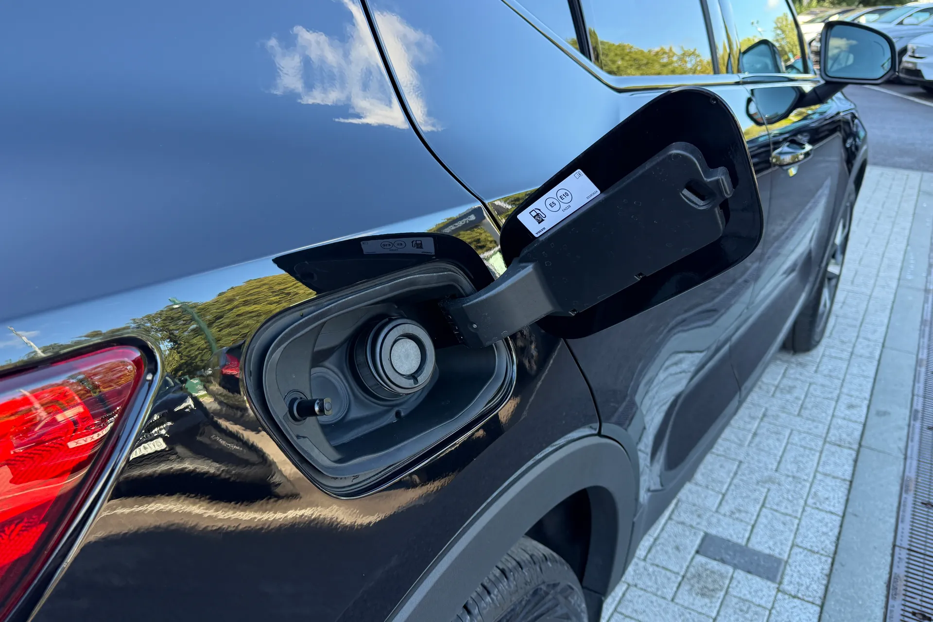 Volvo XC40 thumbnail image number 17