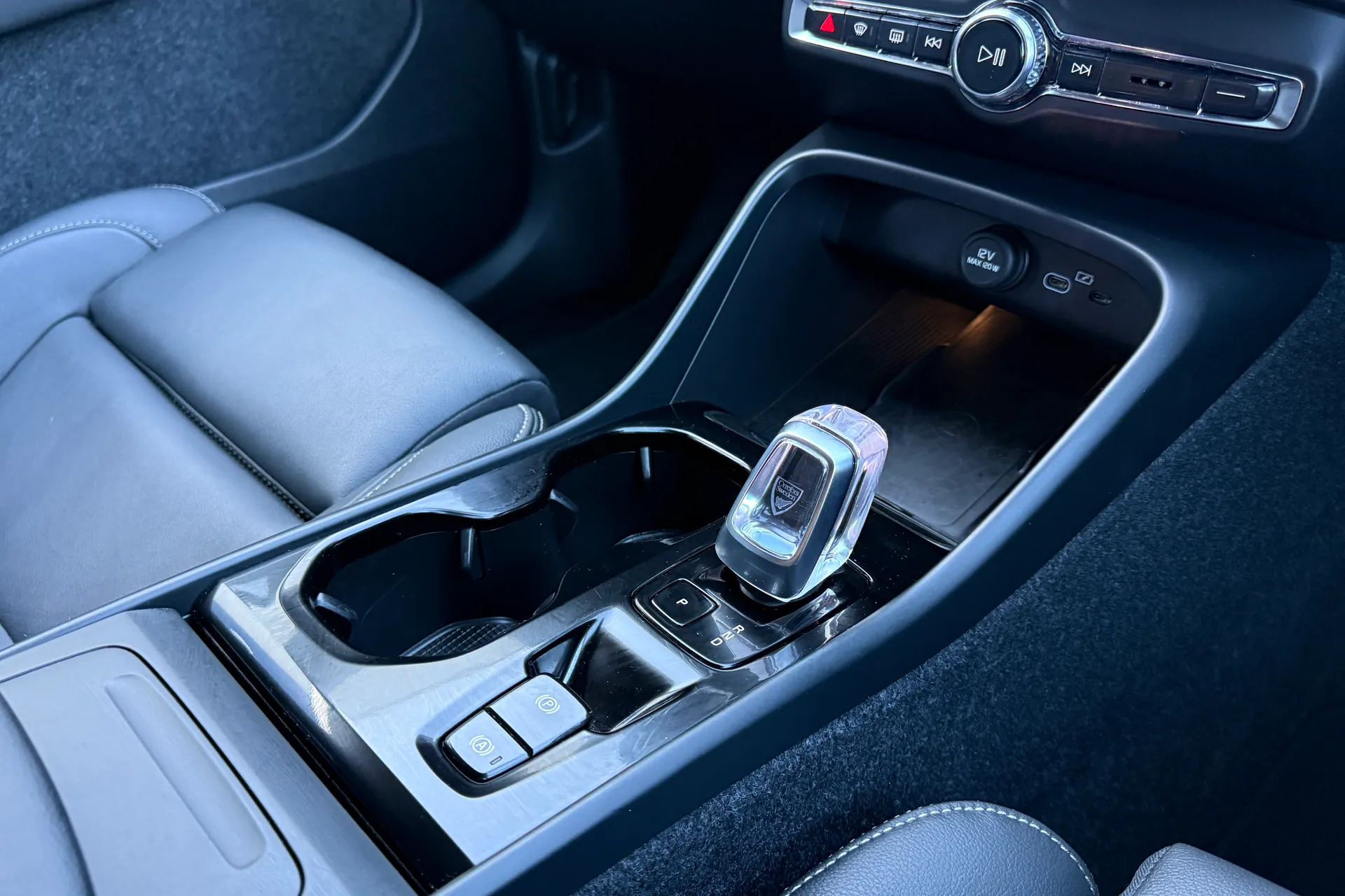 Volvo XC40 thumbnail image number 43