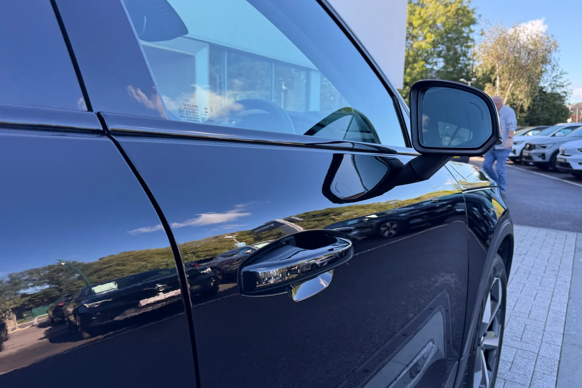 Volvo XC40 thumbnail image number 15