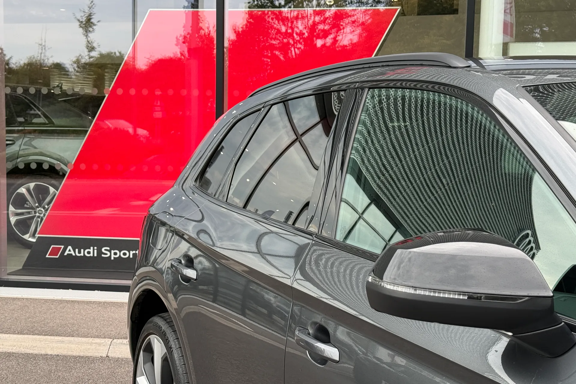 Audi Q5 thumbnail image number 38