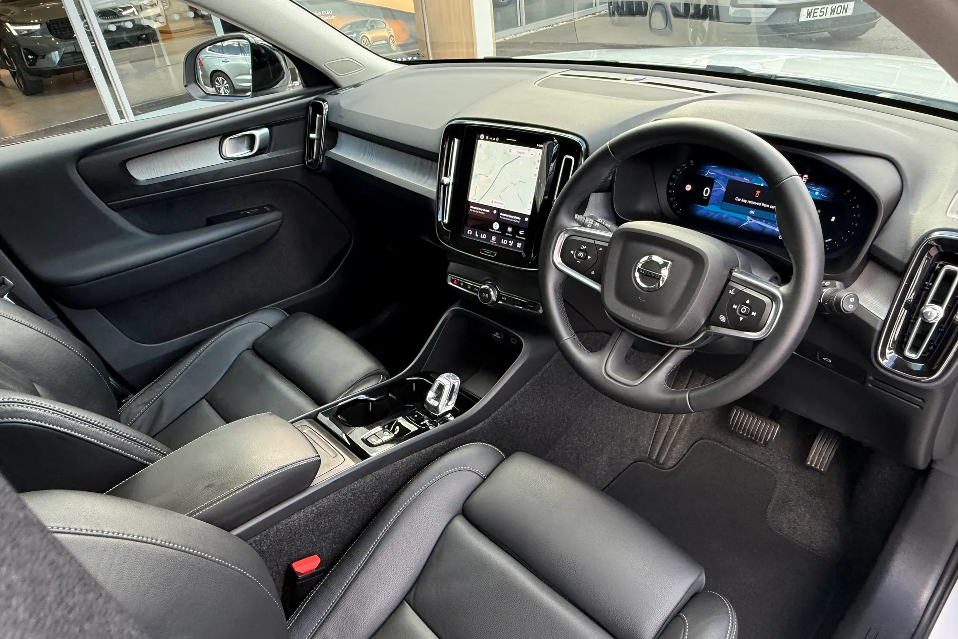 Volvo XC40 thumbnail image number 6