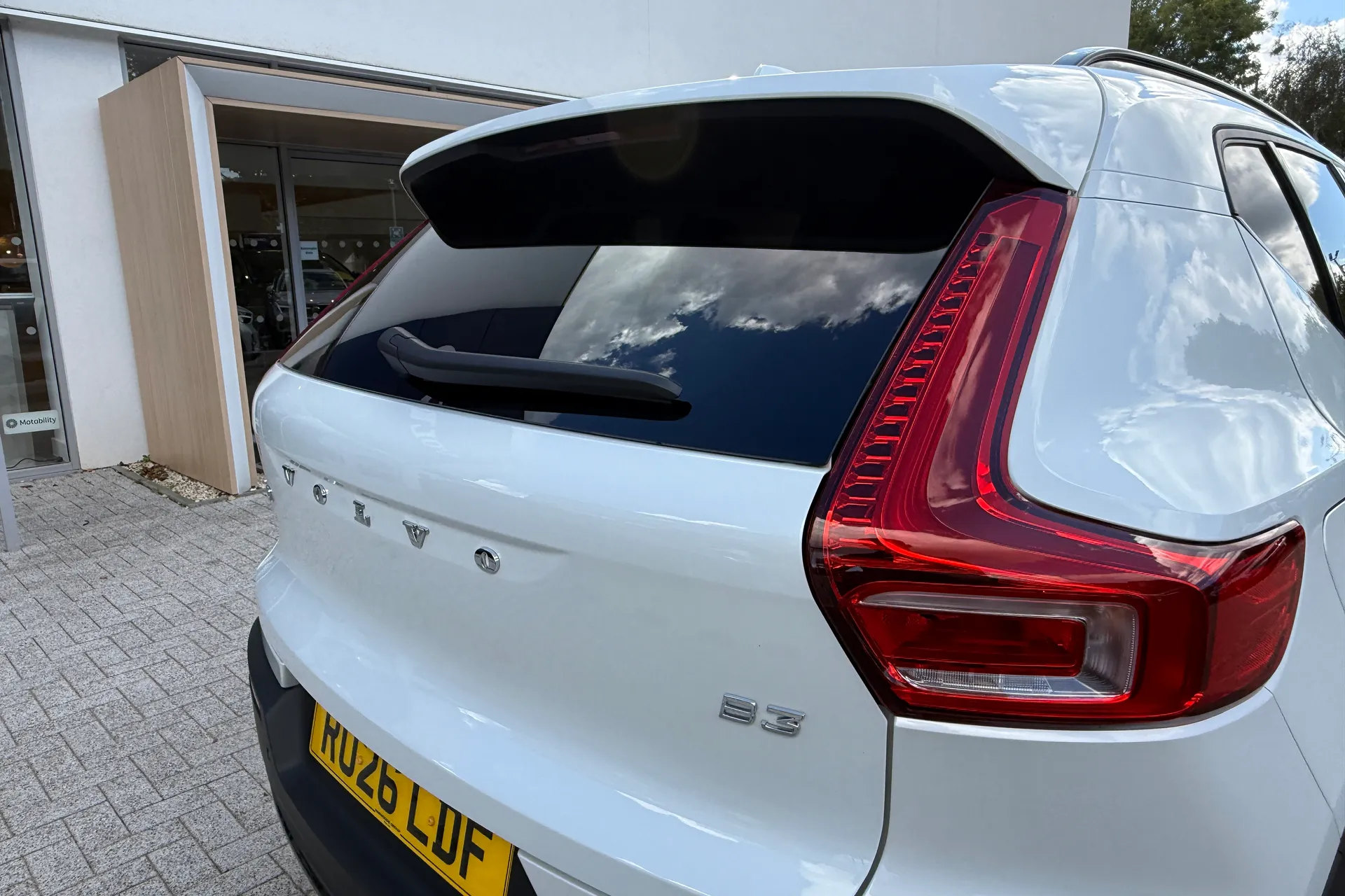 Volvo XC40 thumbnail image number 18