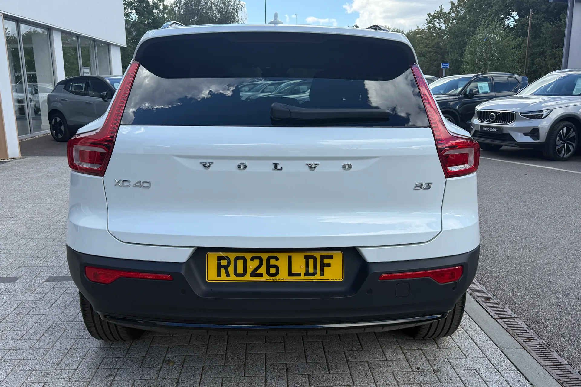 Volvo XC40 thumbnail image number 9