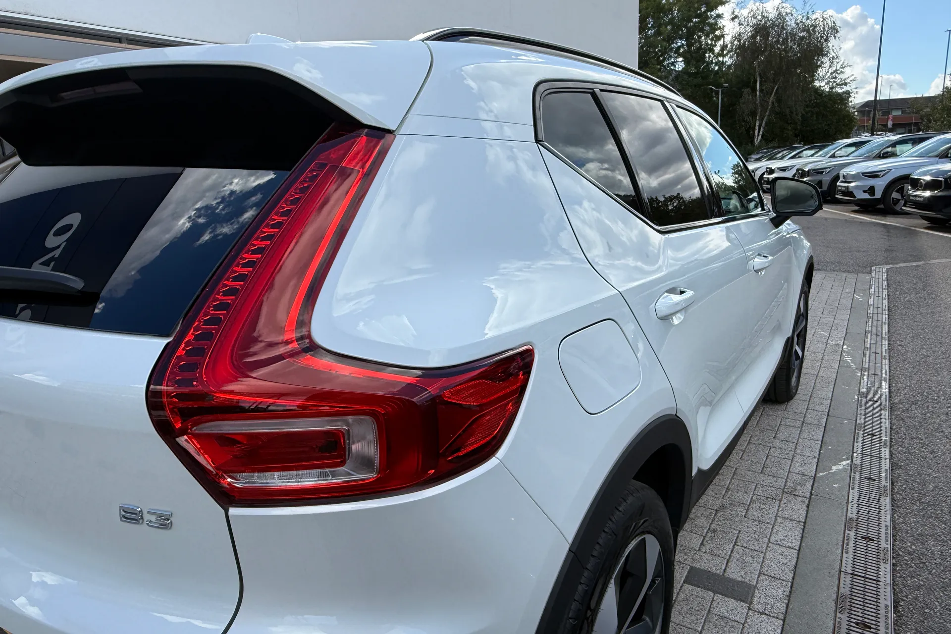 Volvo XC40 thumbnail image number 17