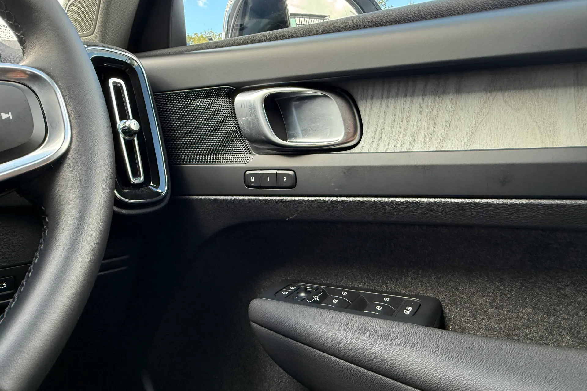 Volvo XC40 thumbnail image number 41