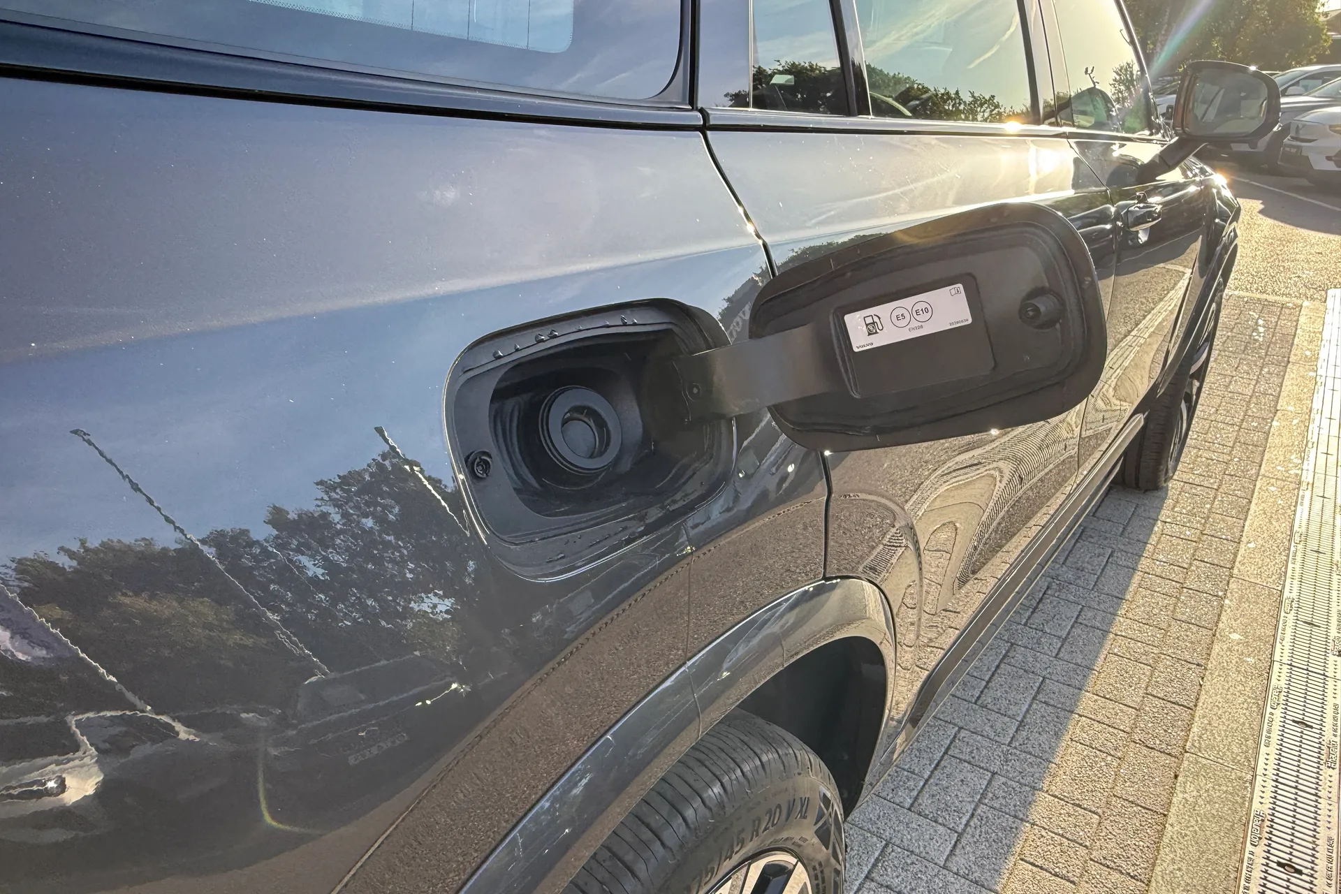 Volvo XC90 thumbnail image number 18