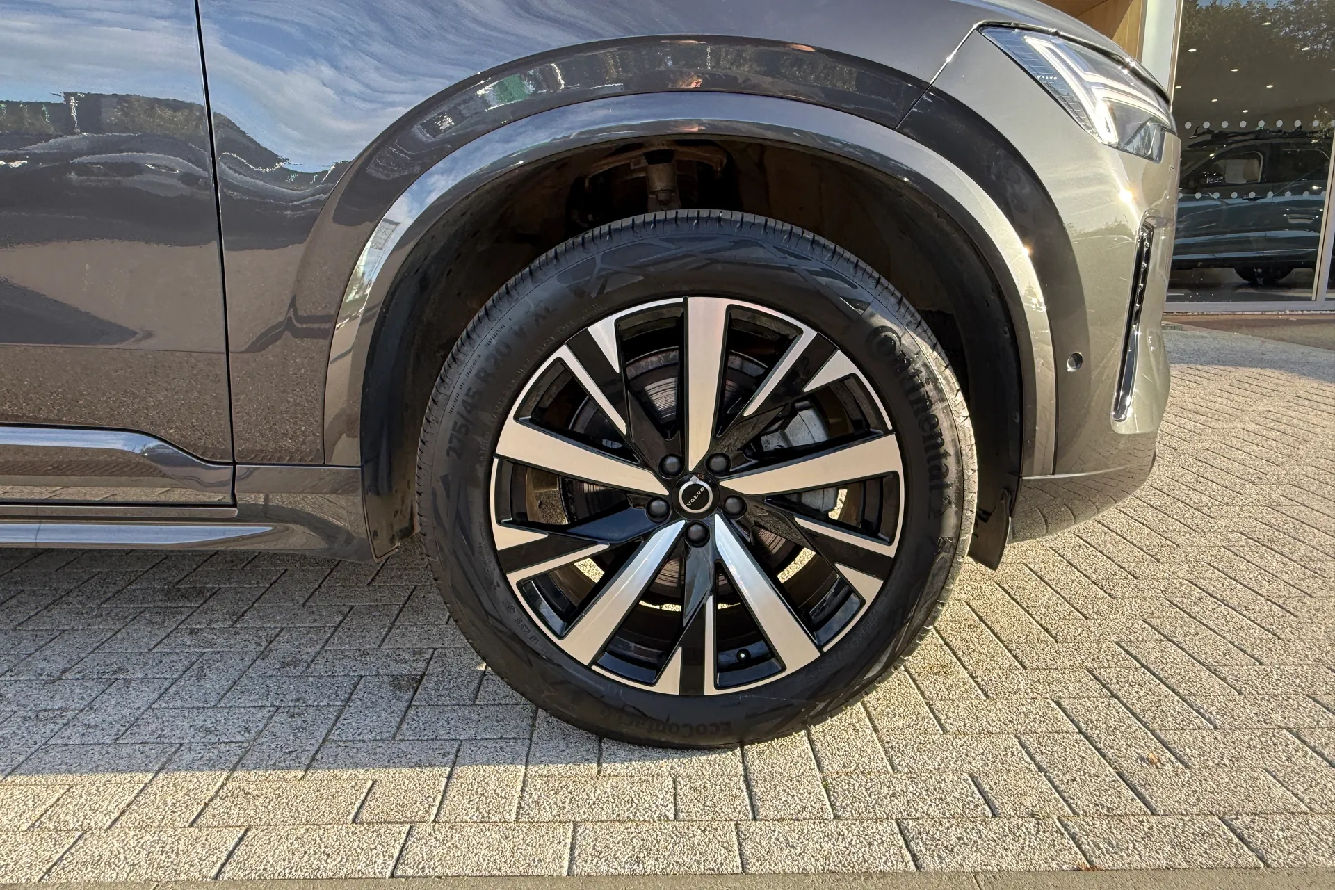 Volvo XC90 thumbnail image number 16