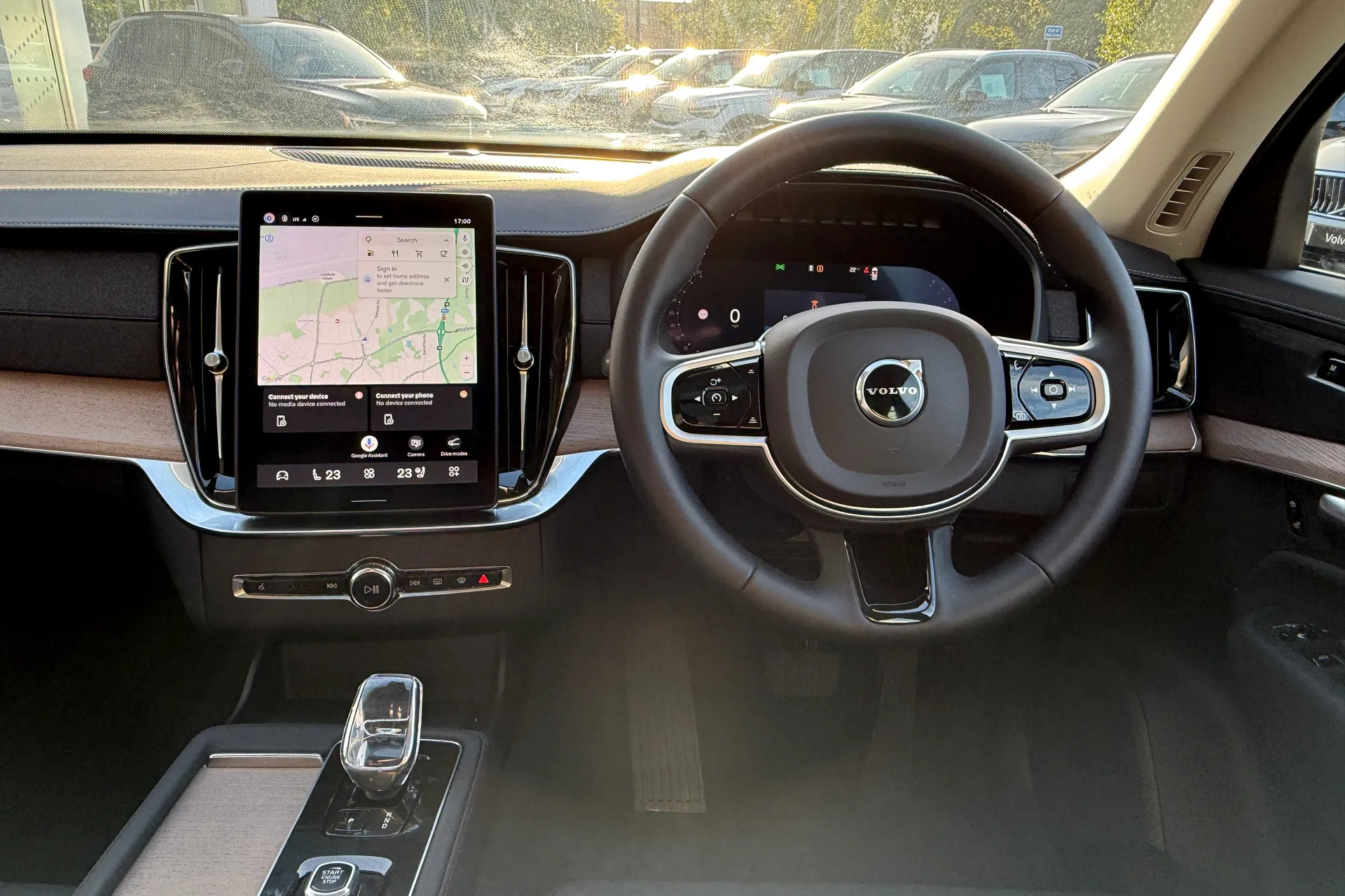 Volvo XC90 thumbnail image number 35
