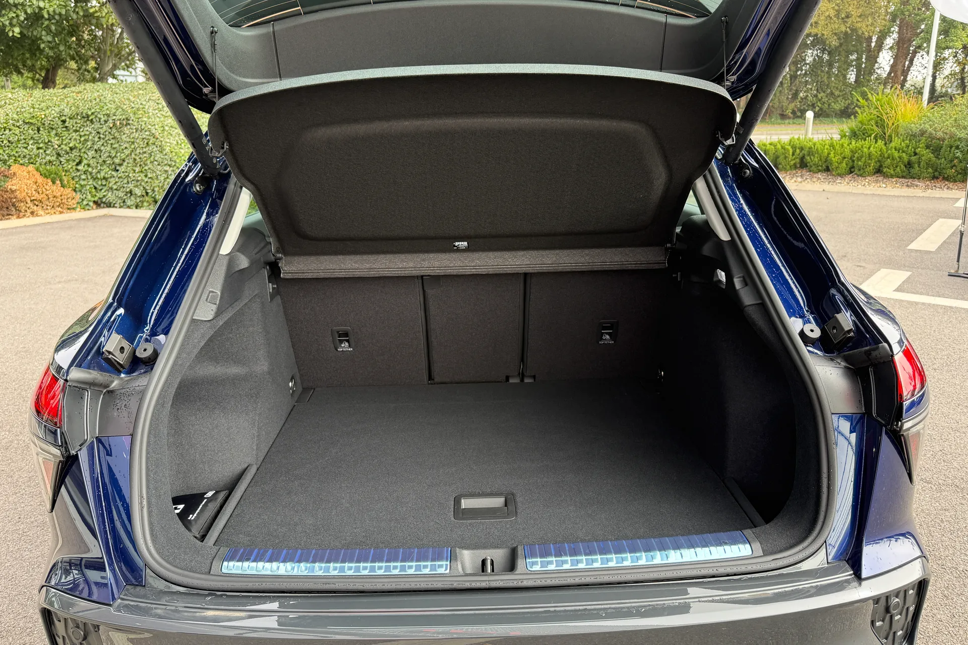 Audi Q3 thumbnail image number 37