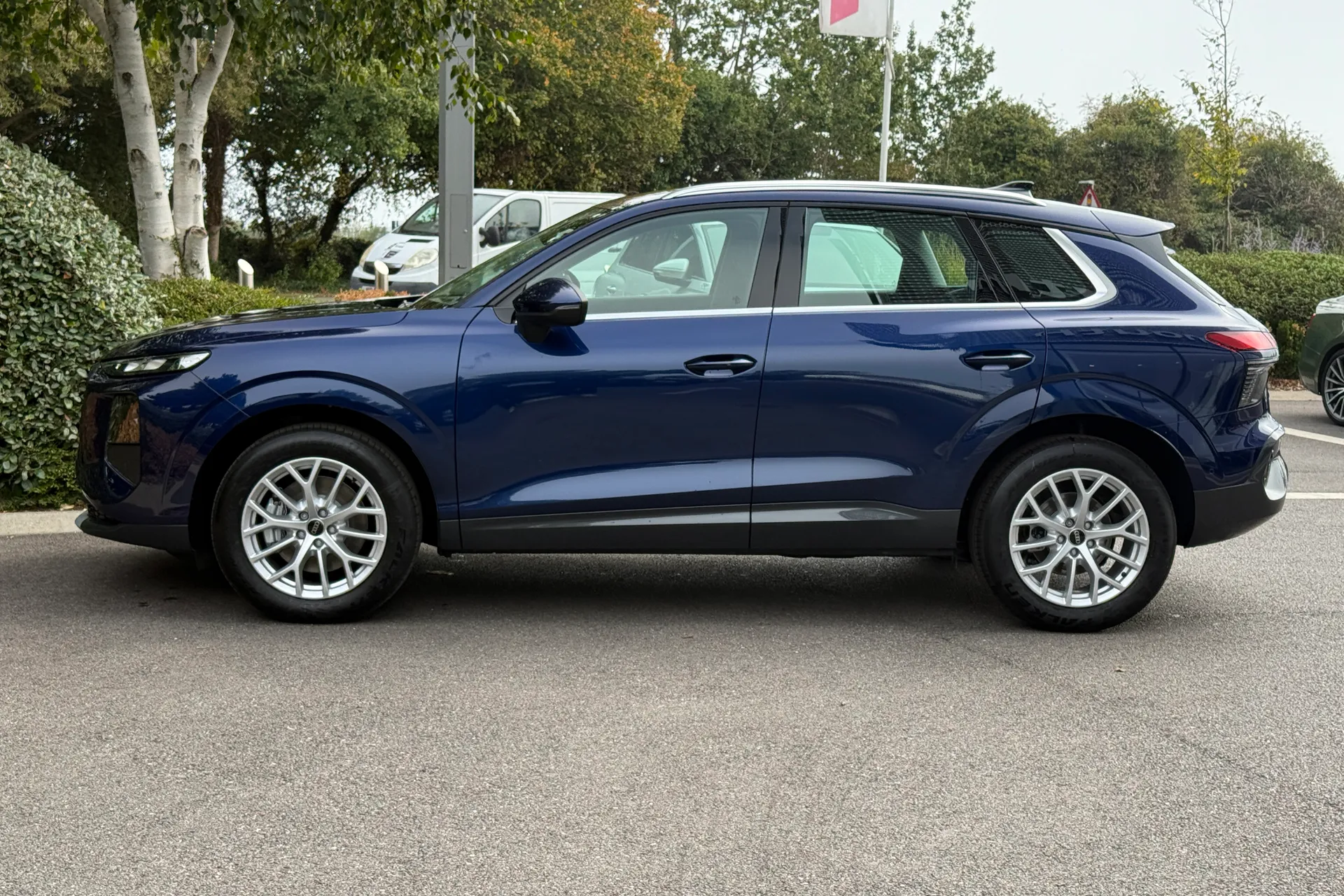 Audi Q3 thumbnail image number 29
