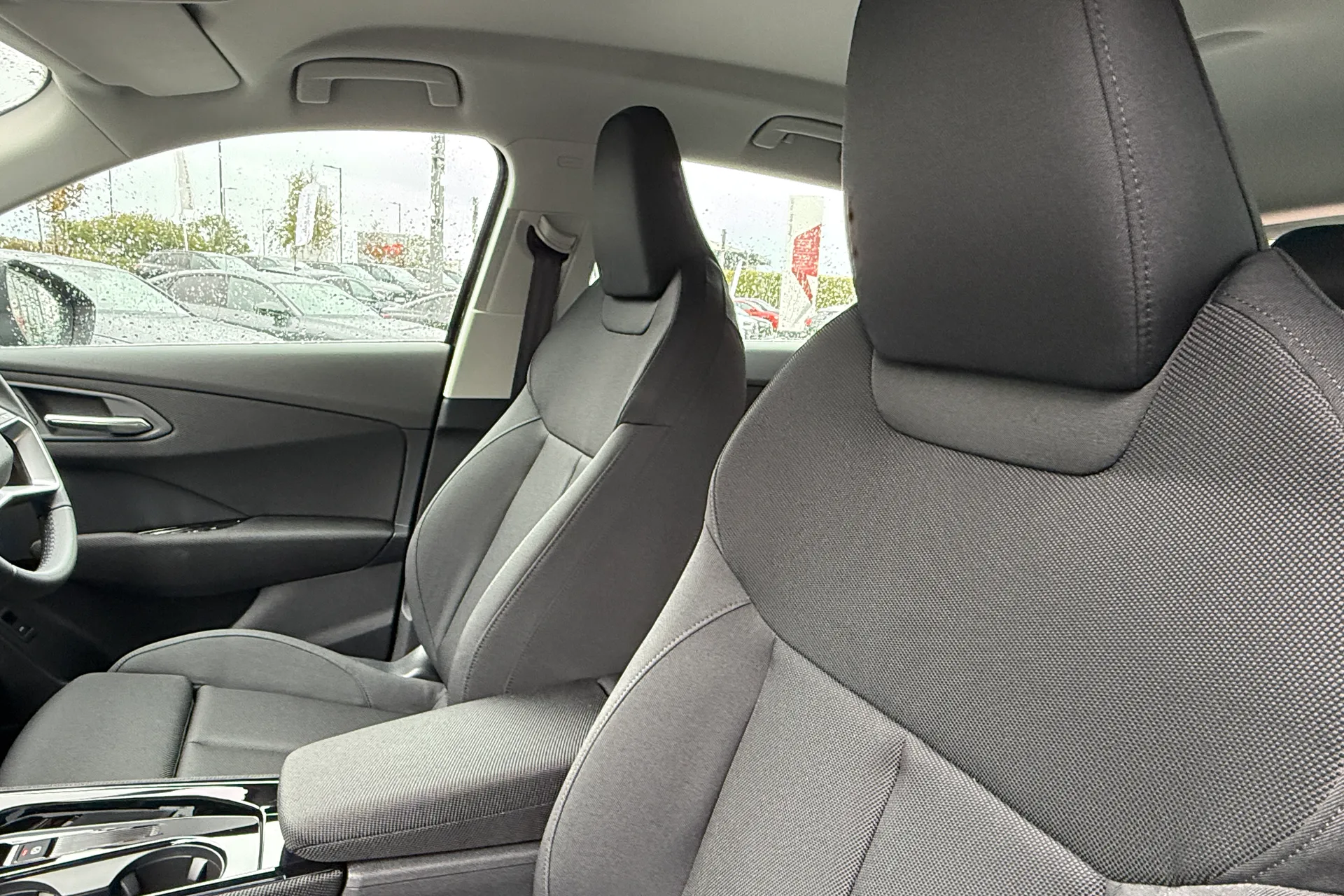 Audi Q3 thumbnail image number 36