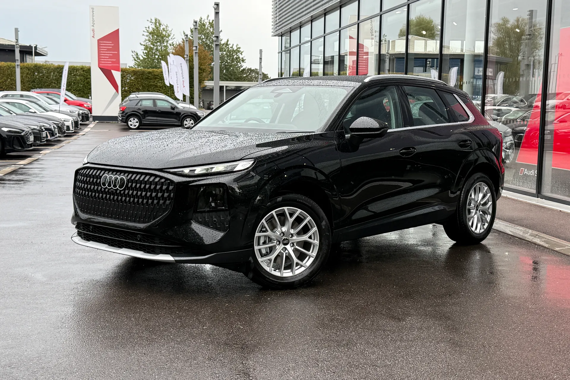 Audi Q3 thumbnail image number 9