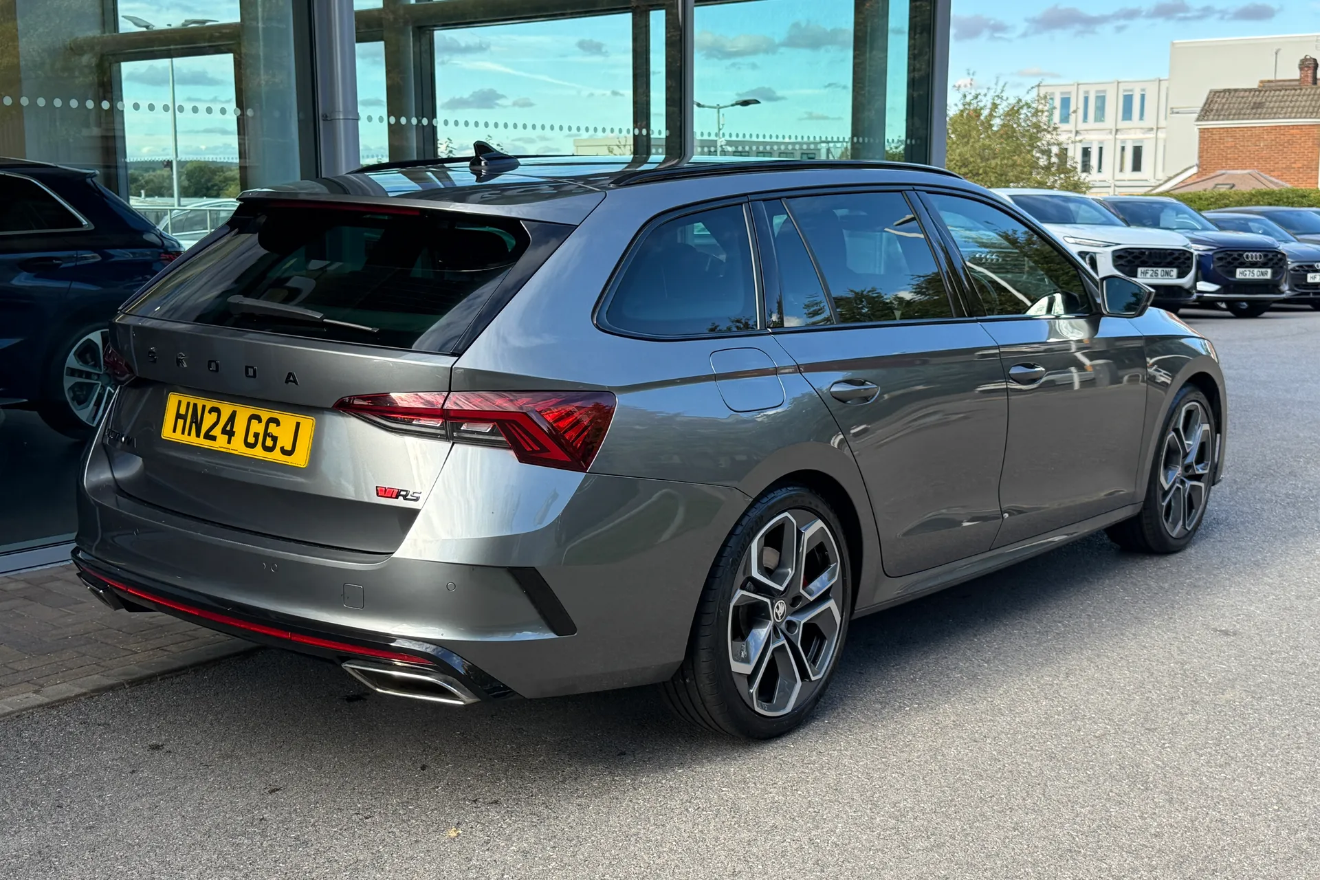 SKODA OCTAVIA thumbnail image number 48